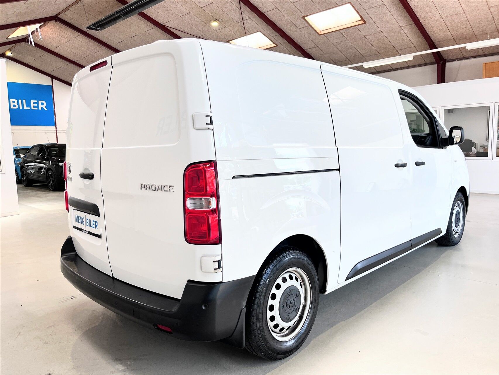 Billede af Toyota Proace Medium 1,6 D Comfort Navi 115HK Van Man. 