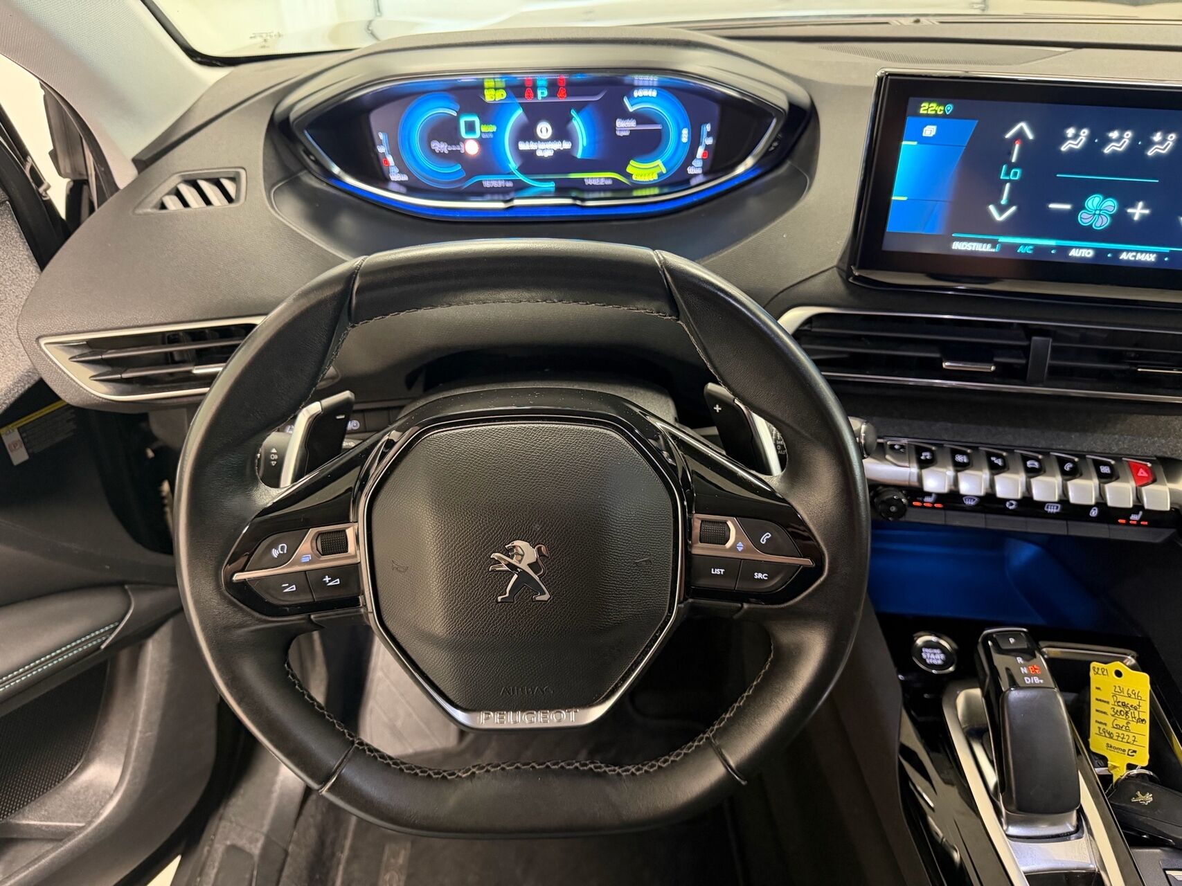 Billede af Peugeot 3008 1,6 PureTech  Plugin-hybrid Allure Pack EAT8 225HK 5d 8g Aut.