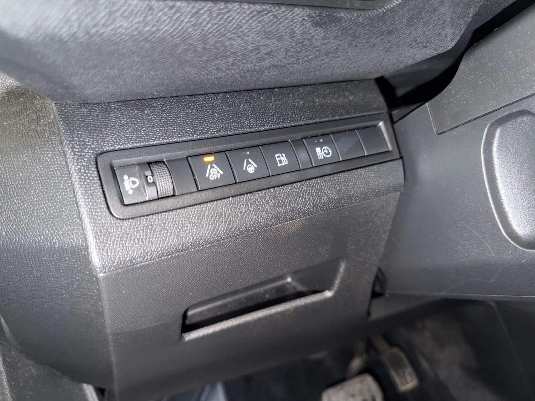 Billede af Peugeot 3008 1,6 PureTech  Plugin-hybrid Allure Pack EAT8 225HK 5d 8g Aut.