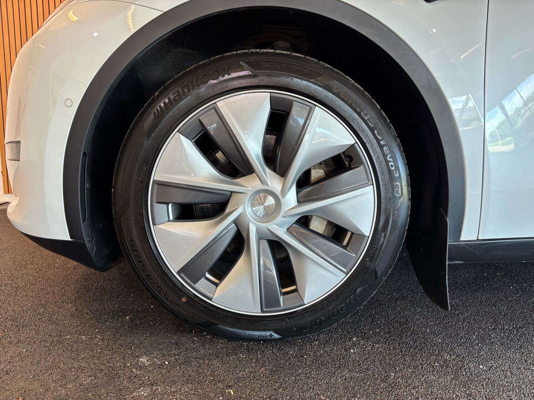 Billede af Tesla Model Y EL Long Range AWD 514HK 5d Aut.