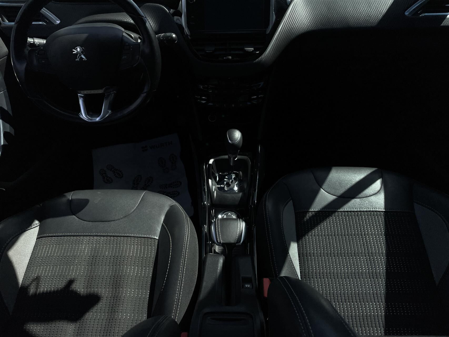 Billede af Peugeot 2008 1,5 BlueHDi GT Line Sky EAT6 120HK 5d 6g Aut.