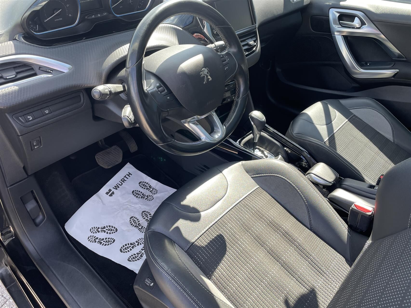 Billede af Peugeot 2008 1,5 BlueHDi GT Line Sky EAT6 120HK 5d 6g Aut.