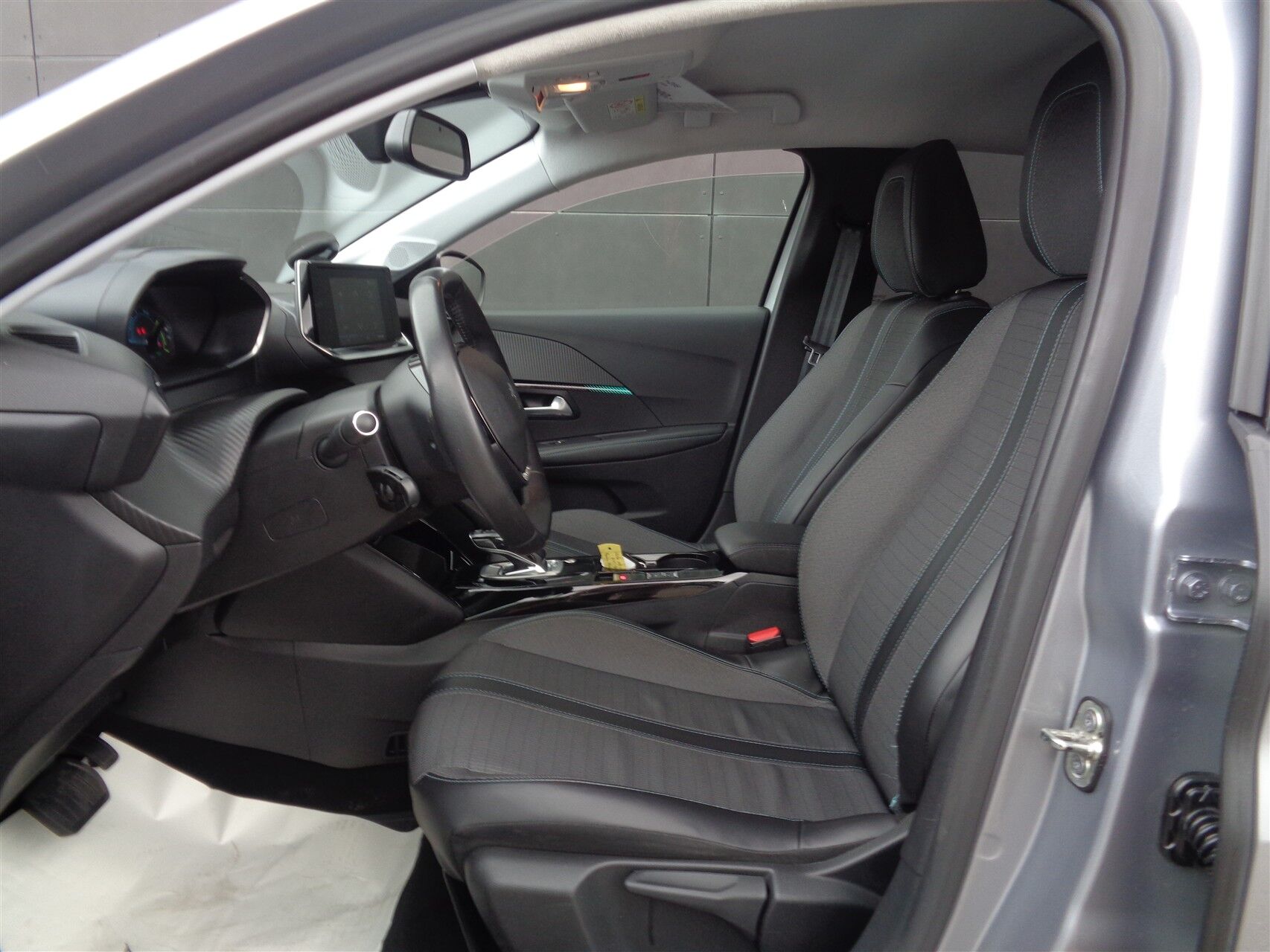 Billede af Peugeot e-208 EL Allure 136HK 5d Aut.