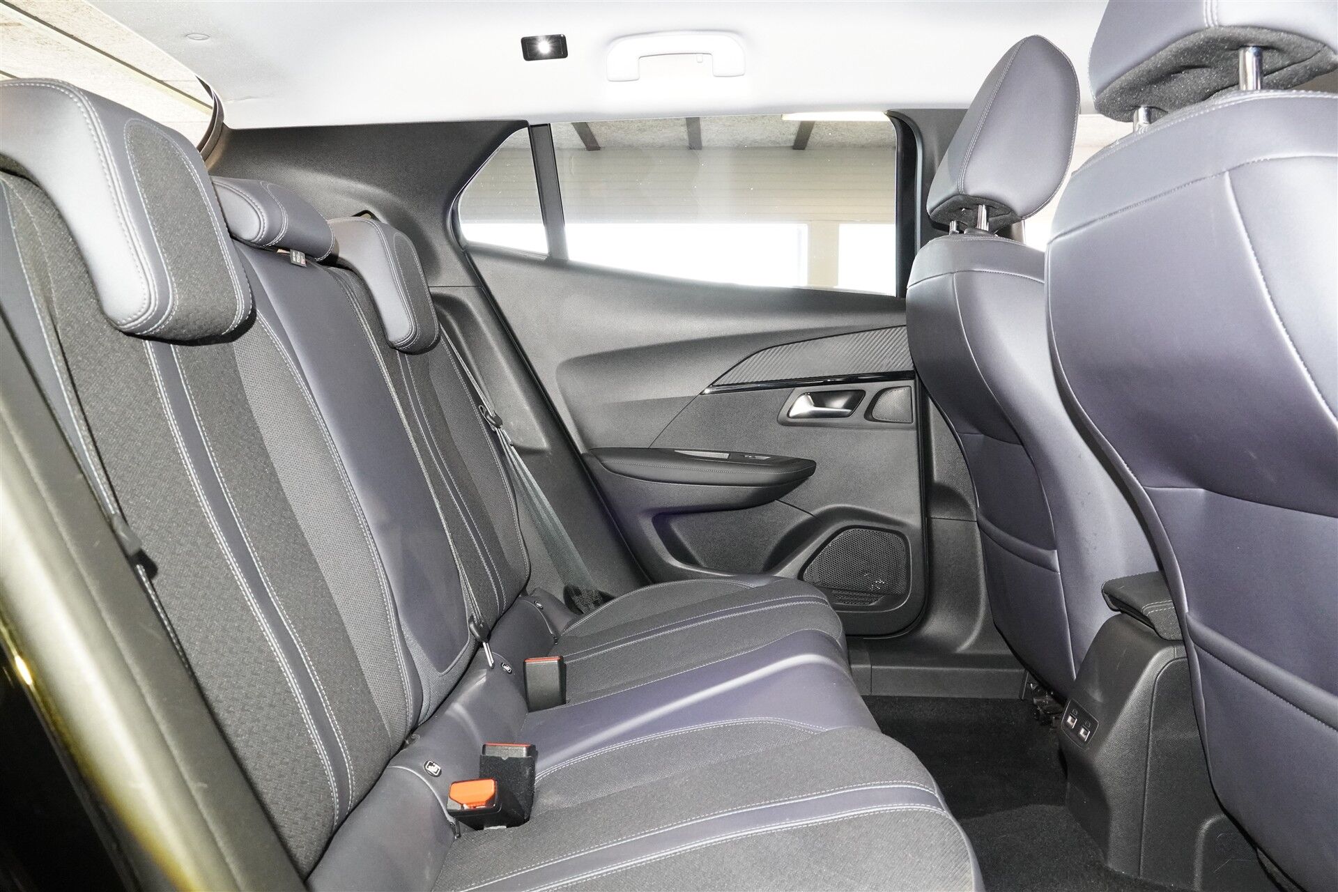Billede af Peugeot 2008 1,2 PureTech Allure Tour 130HK 5d