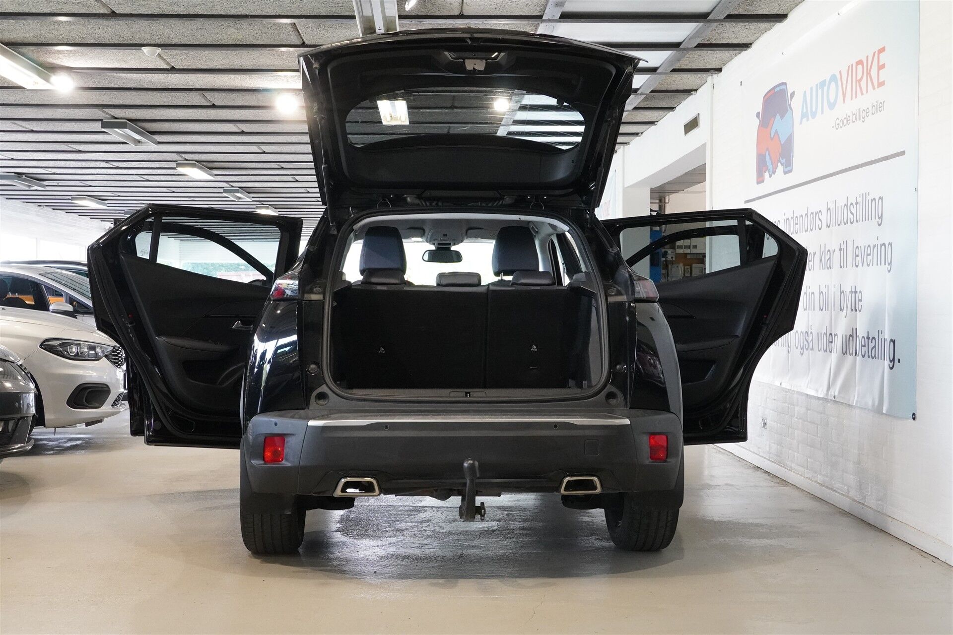 Billede af Peugeot 2008 1,2 PureTech Allure Tour 130HK 5d