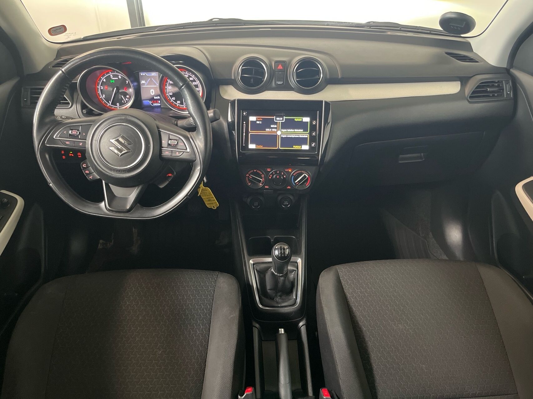 Billede af Suzuki Swift 1,2 Dualjet  Mild hybrid Action AEB 83HK 5d