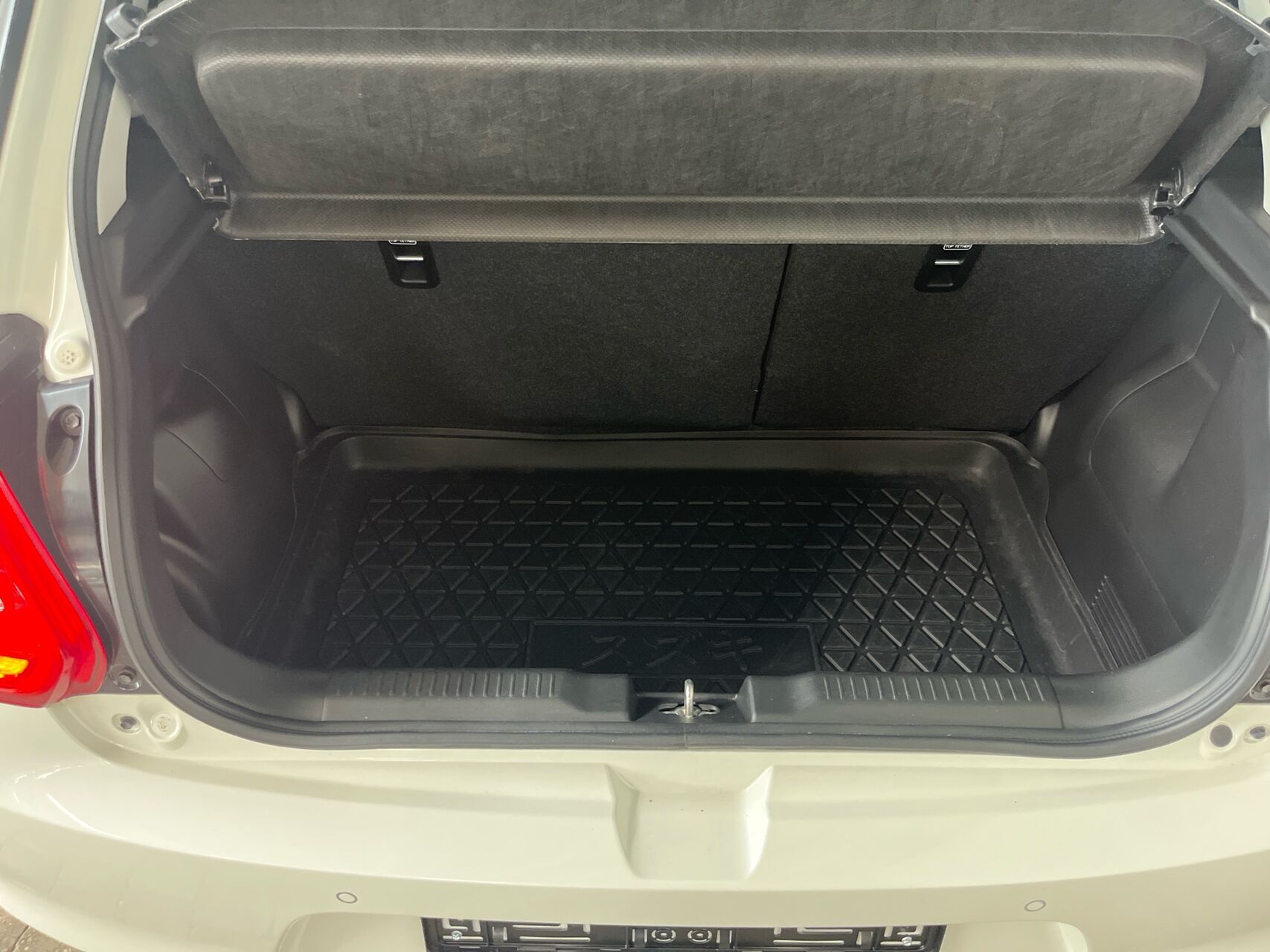 Billede af Suzuki Swift 1,2 Dualjet  Mild hybrid Action AEB 83HK 5d
