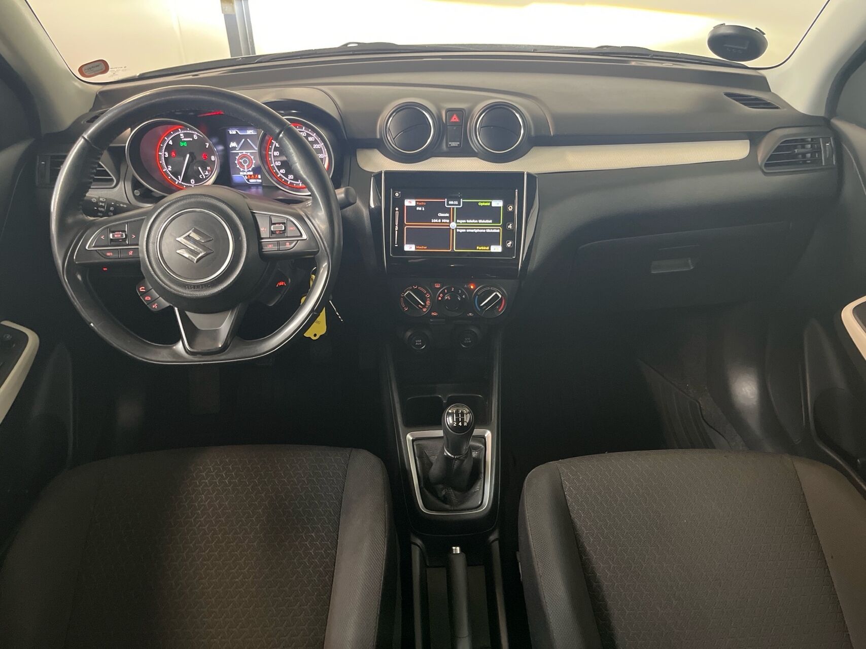 Billede af Suzuki Swift 1,2 Dualjet  Mild hybrid Action AEB 83HK 5d