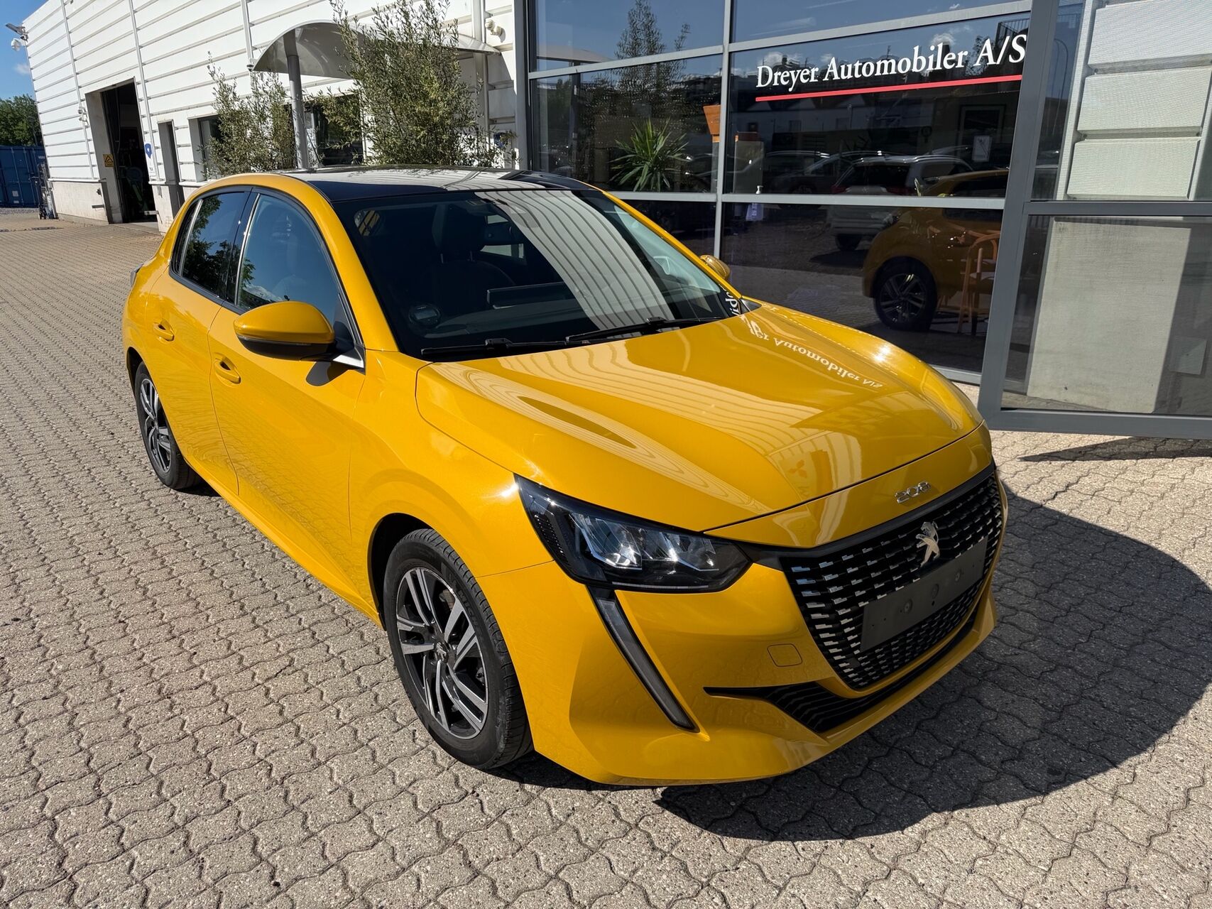 Billede af Peugeot 208 1,2 PureTech Edition 210+ Navi 100HK 5d 6g