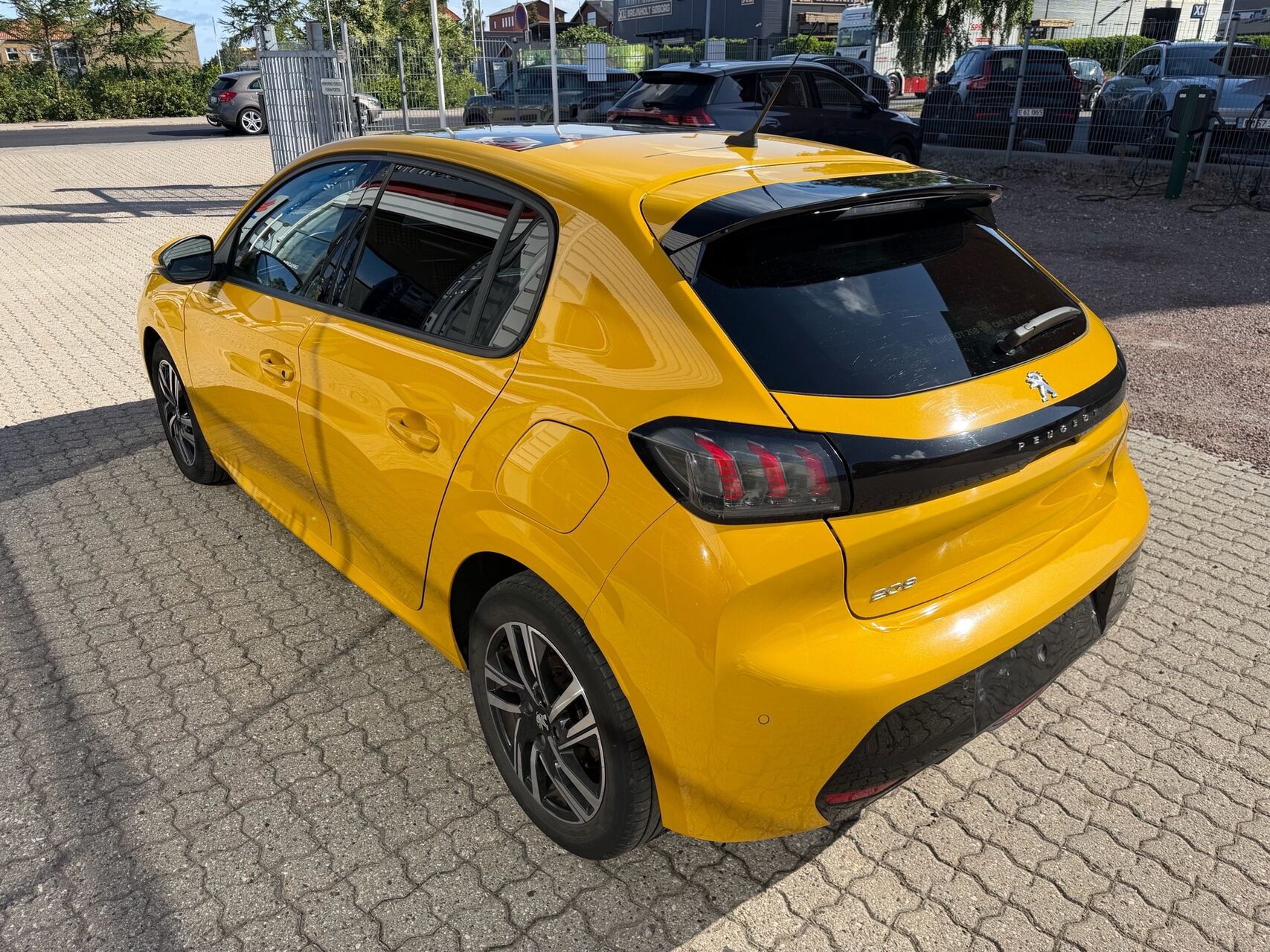 Billede af Peugeot 208 1,2 PureTech Edition 210+ Navi 100HK 5d 6g