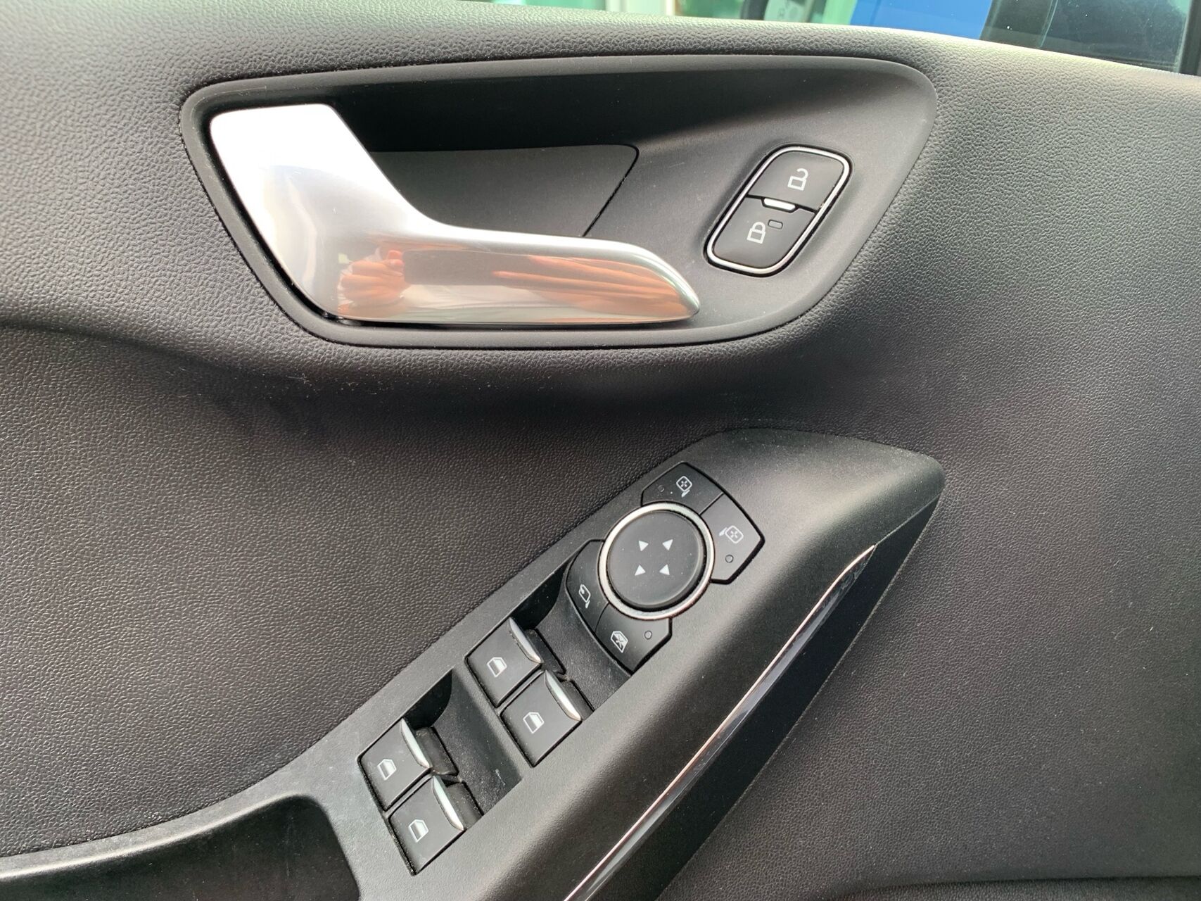 Billede af Ford Fiesta 1,0 EcoBoost Hybrid ST-Line X Start/Stop 155HK 5d 6g