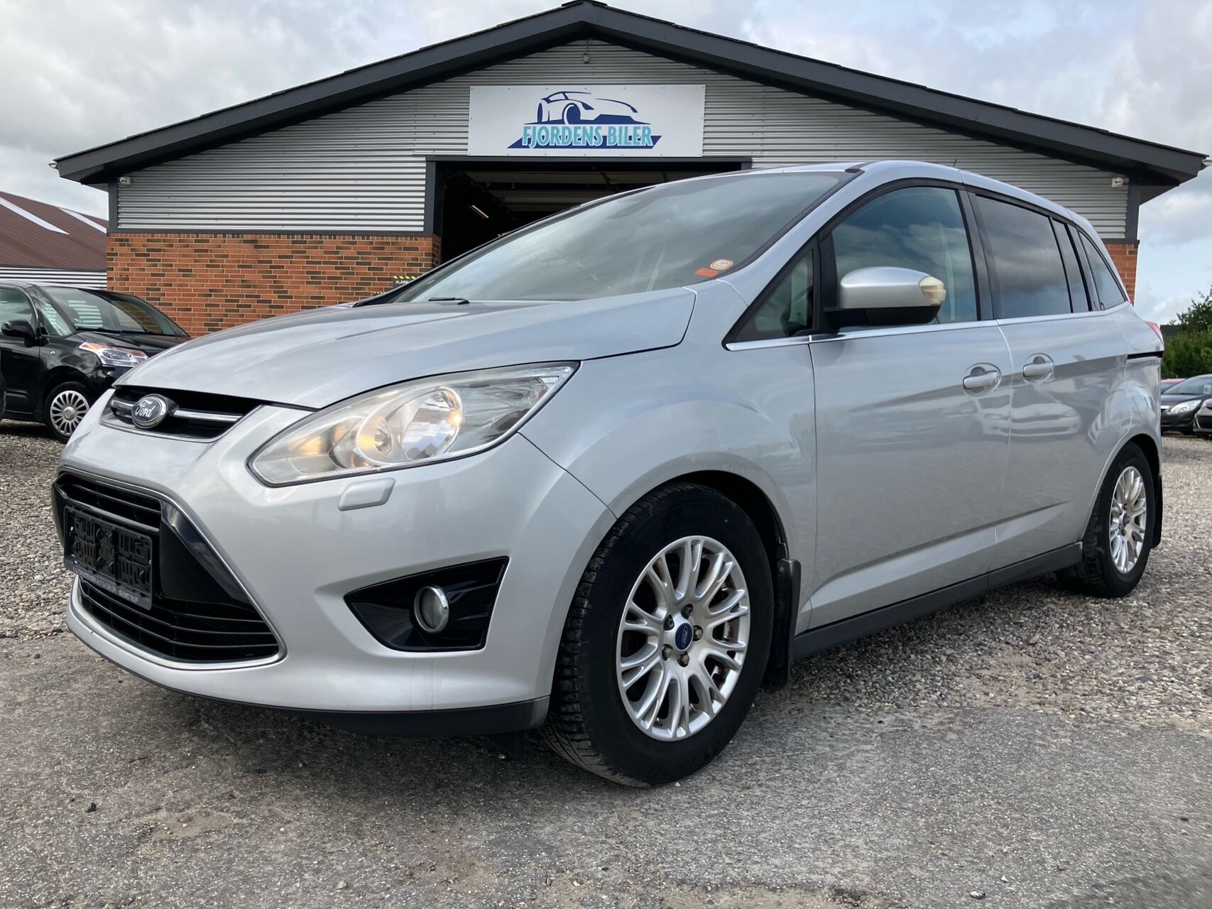 Billede af Ford Grand C-MAX 1,6 TDCi Trend 115HK 6g