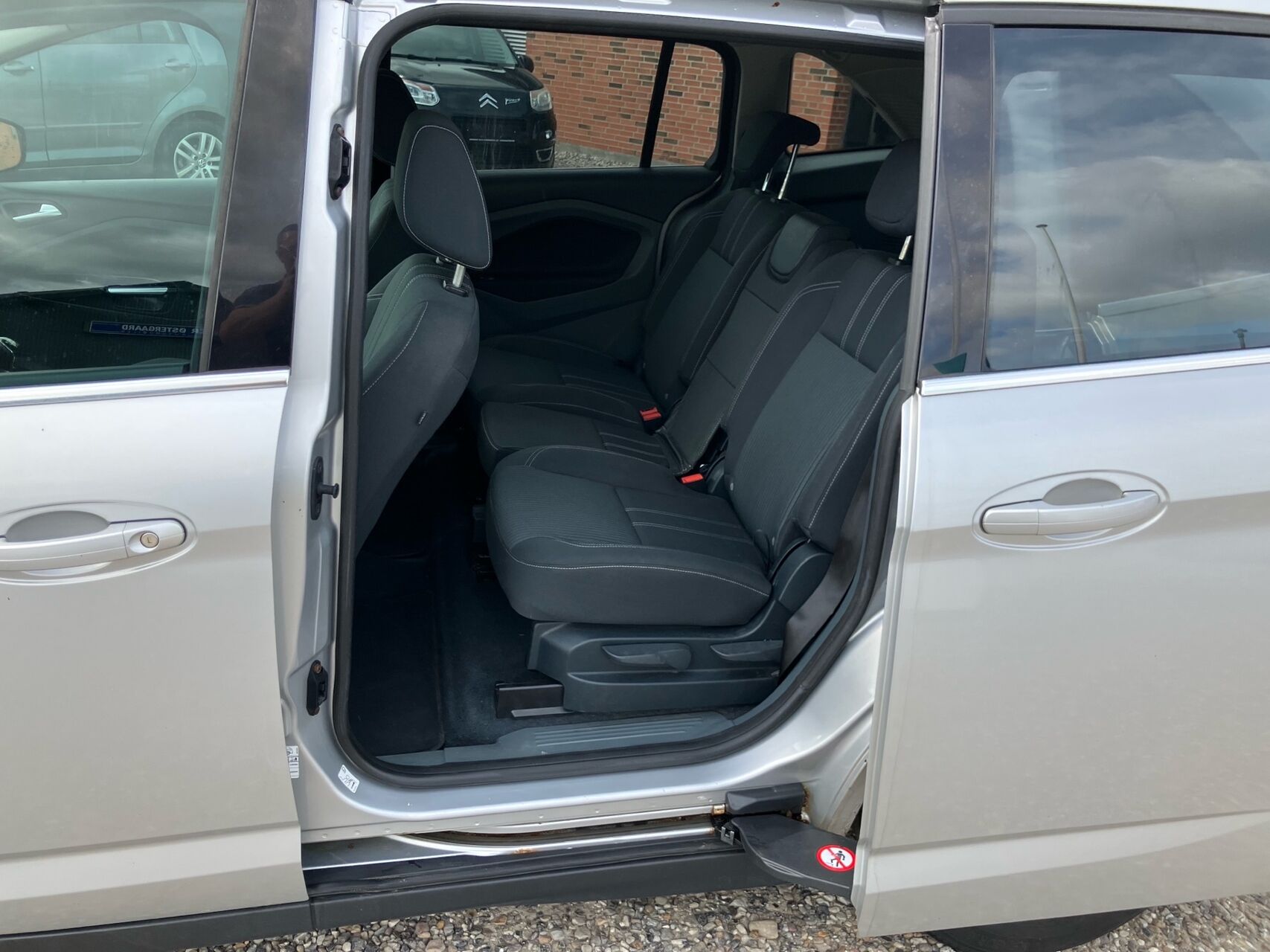 Billede af Ford Grand C-MAX 1,6 TDCi Trend 115HK 6g