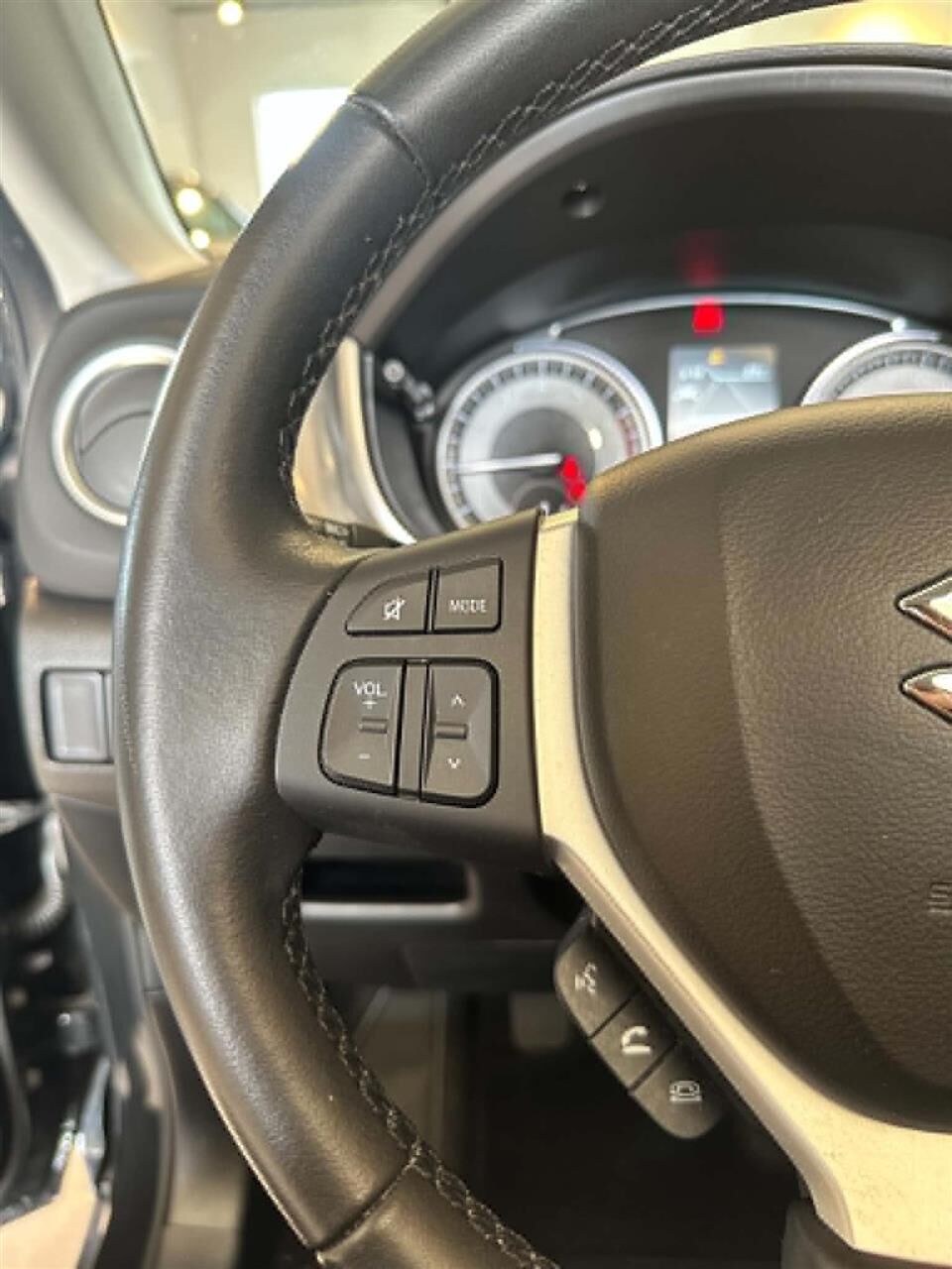 Billede af Suzuki Vitara 1,4 Boosterjet  Mild hybrid Adventure 129HK 5d 6g