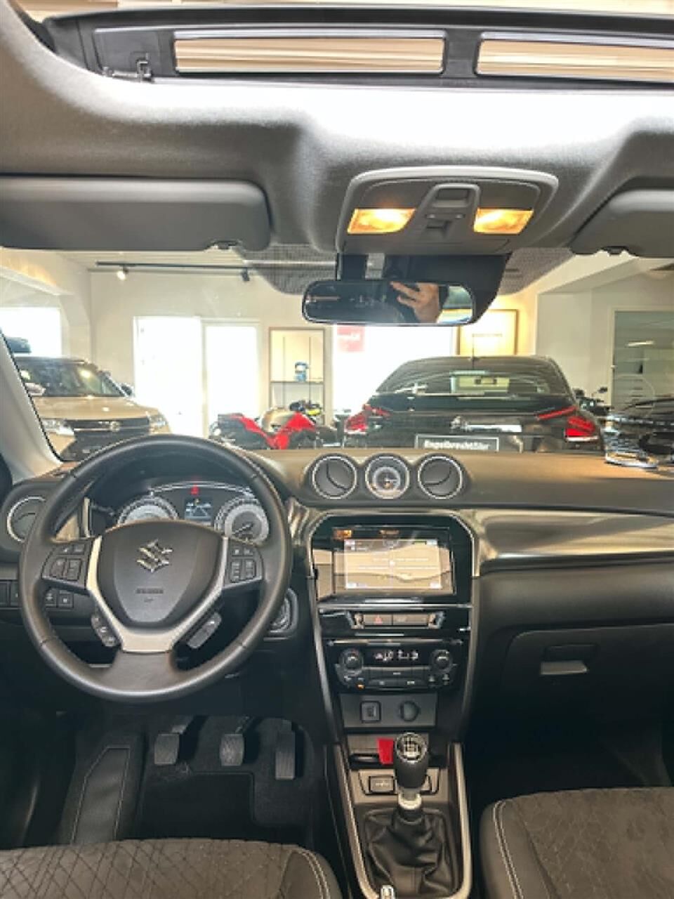 Billede af Suzuki Vitara 1,4 Boosterjet  Mild hybrid Adventure 129HK 5d 6g