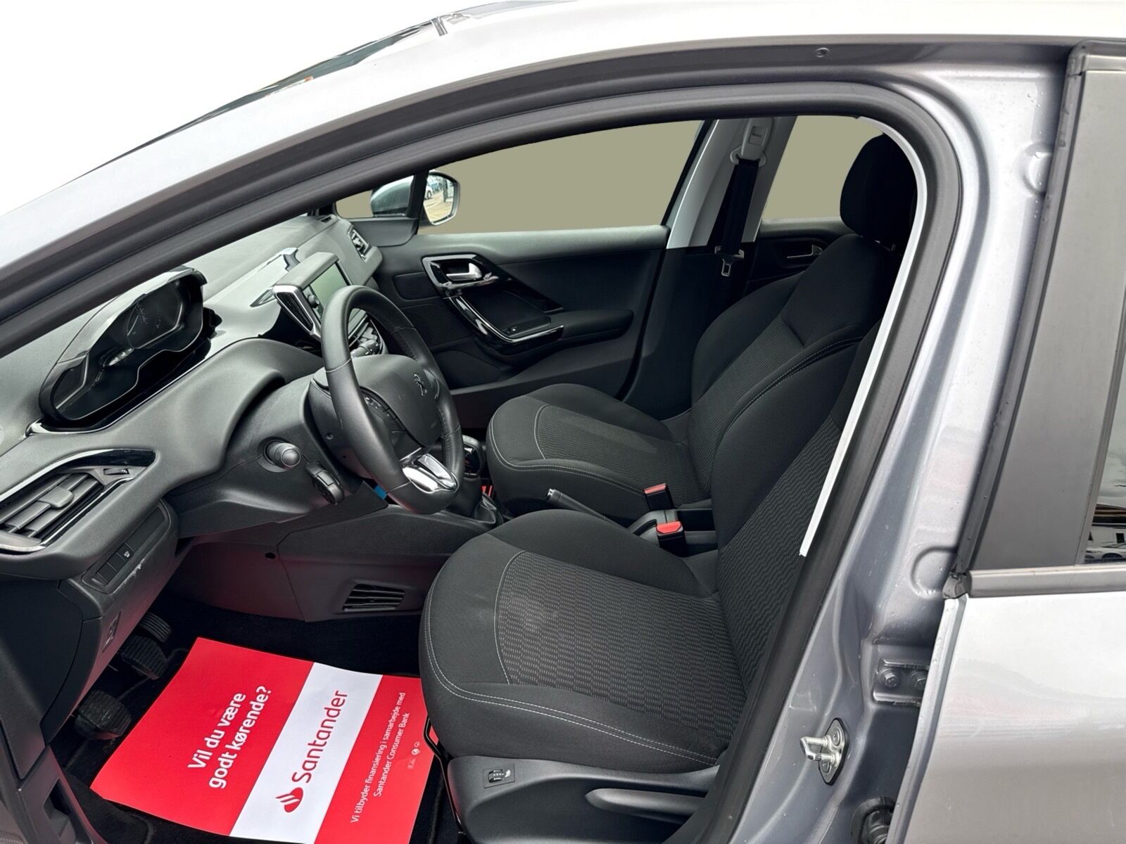 Billede af Peugeot 208 1,2 PureTech Envy 82HK 5d