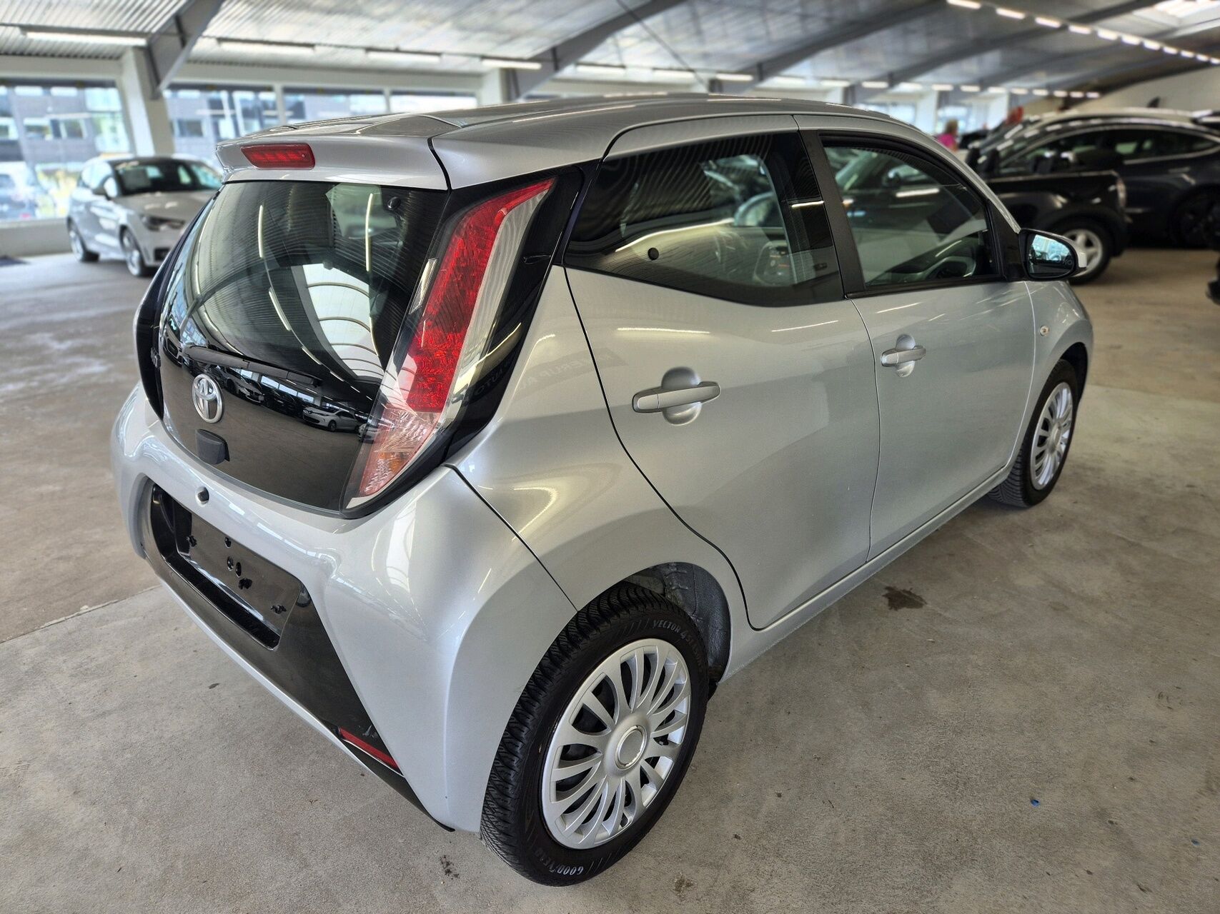 Billede af Toyota Aygo 1,0 VVT-I X-Play + Plus pakke 69HK 5d
