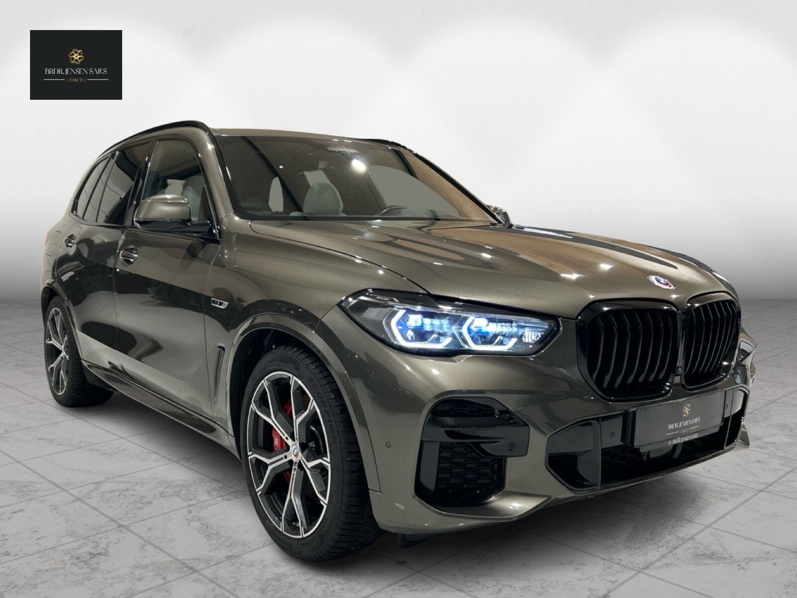 Billede af BMW X5 45e 3,0 Plugin-hybrid M-Sport XDrive Steptronic 394HK 5d 8g Aut.