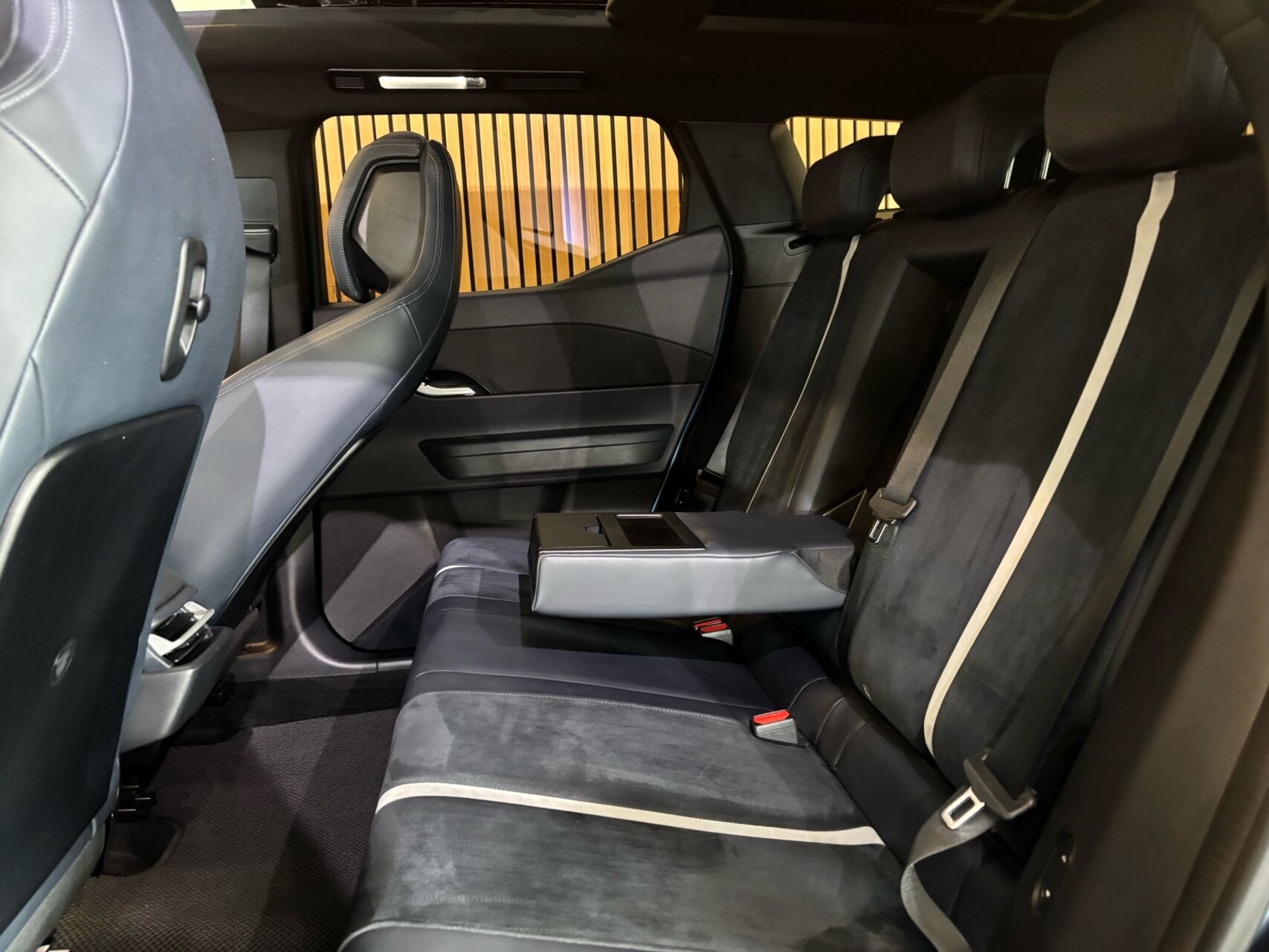 Billede af Fisker Ocean EL One 4x4 557HK 5d Aut.