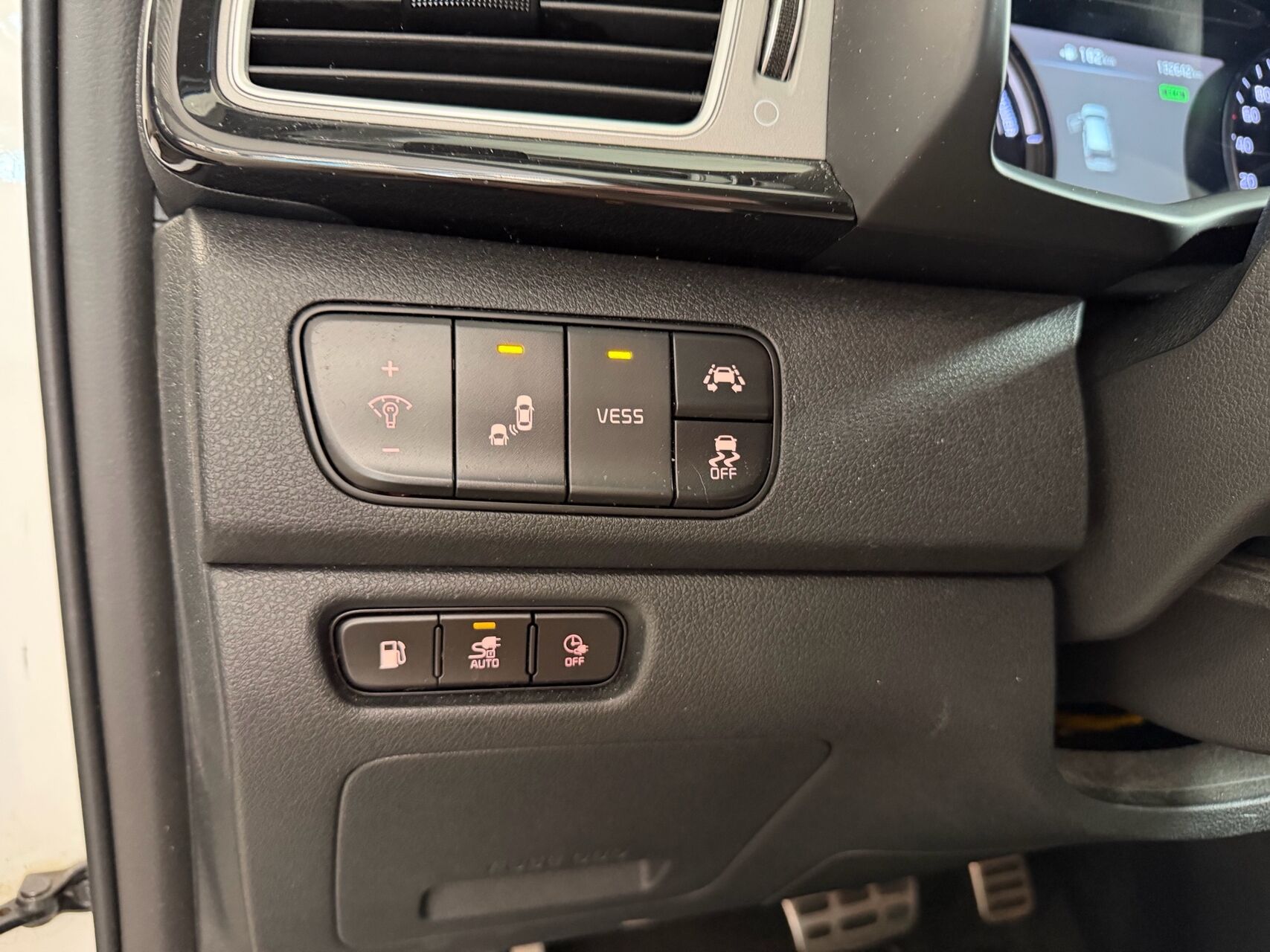 Billede af Kia Niro 1,6 GDI PHEV  Plugin-hybrid Advance DCT 141HK 5d 6g Aut.