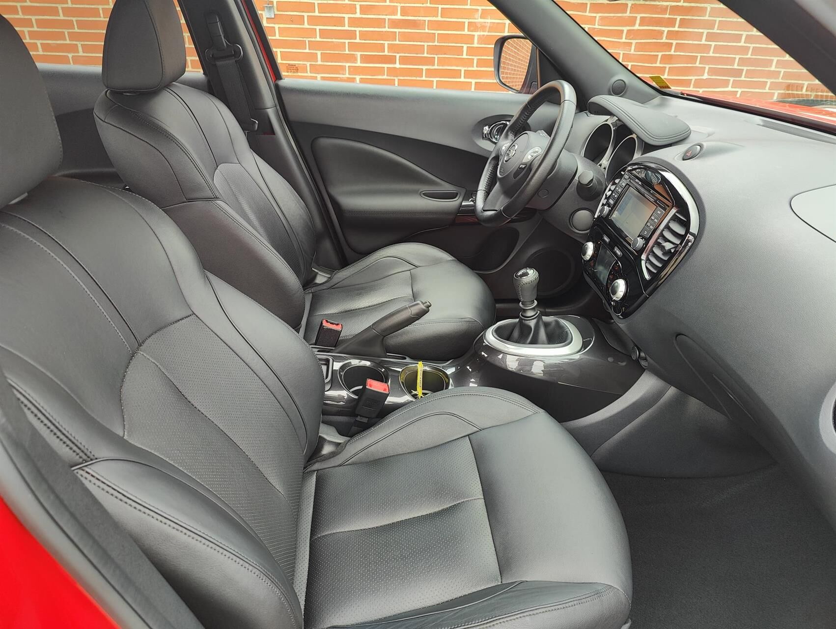 Billede af Nissan Juke 1,2 Dig-T Tekna 4x2 115HK 5d 6g