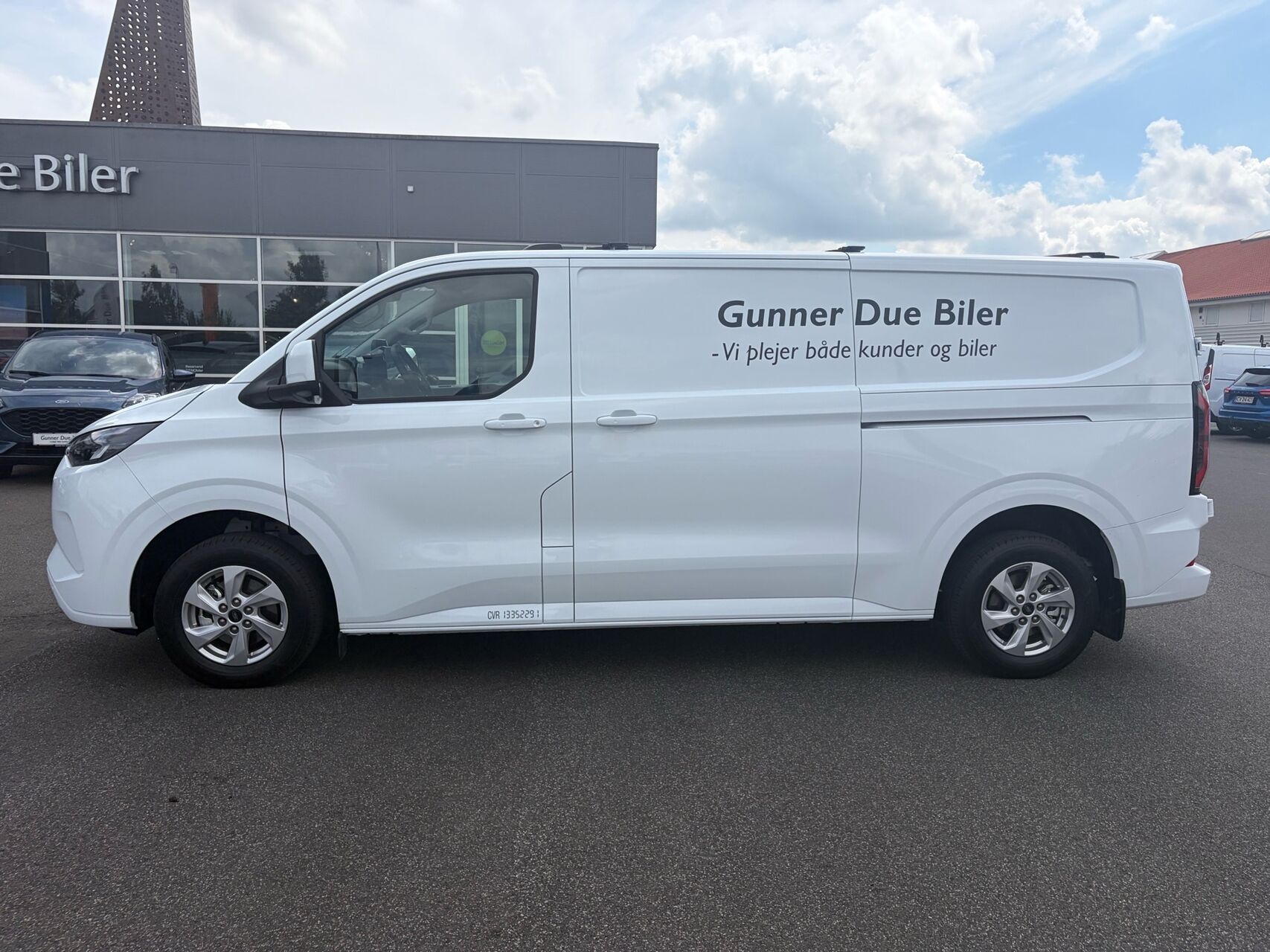 Billede af Ford E-Transit Custom 340 L2H1 EL Limited 218HK Van Aut.