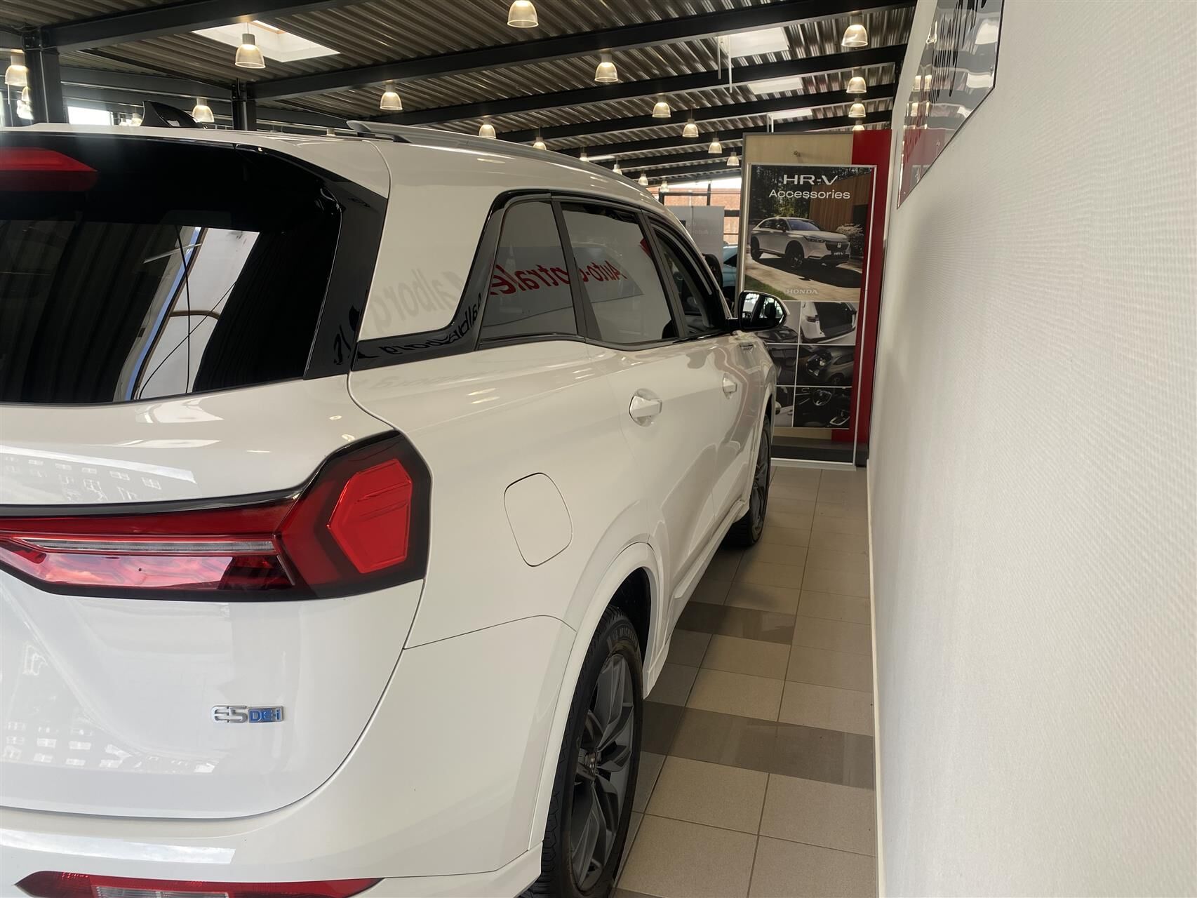 Billede af Navor E5 1,5 Plugin-hybrid Rock E-CVT 218HK 5d Aut.
