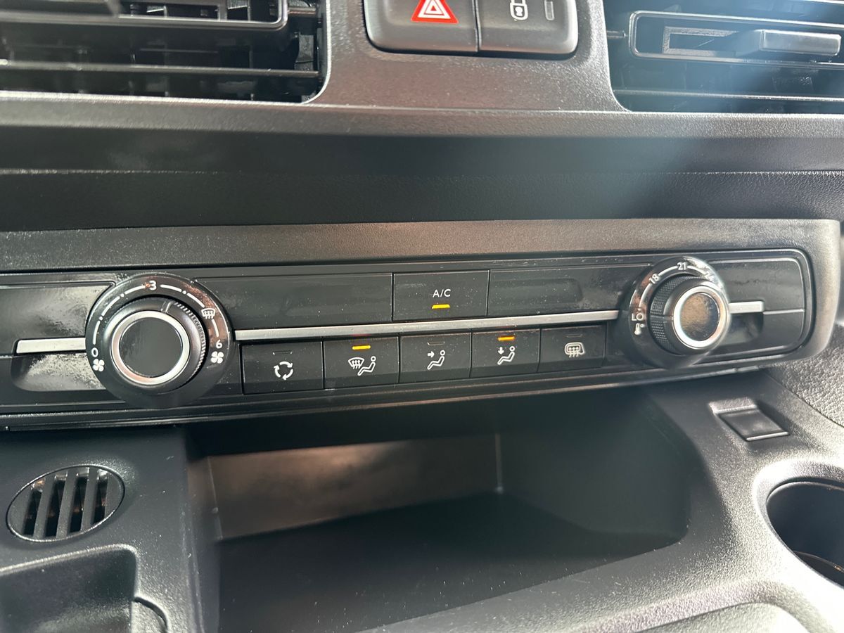 Billede af Opel Combo-e L1V1 EL 136HK Van Aut.