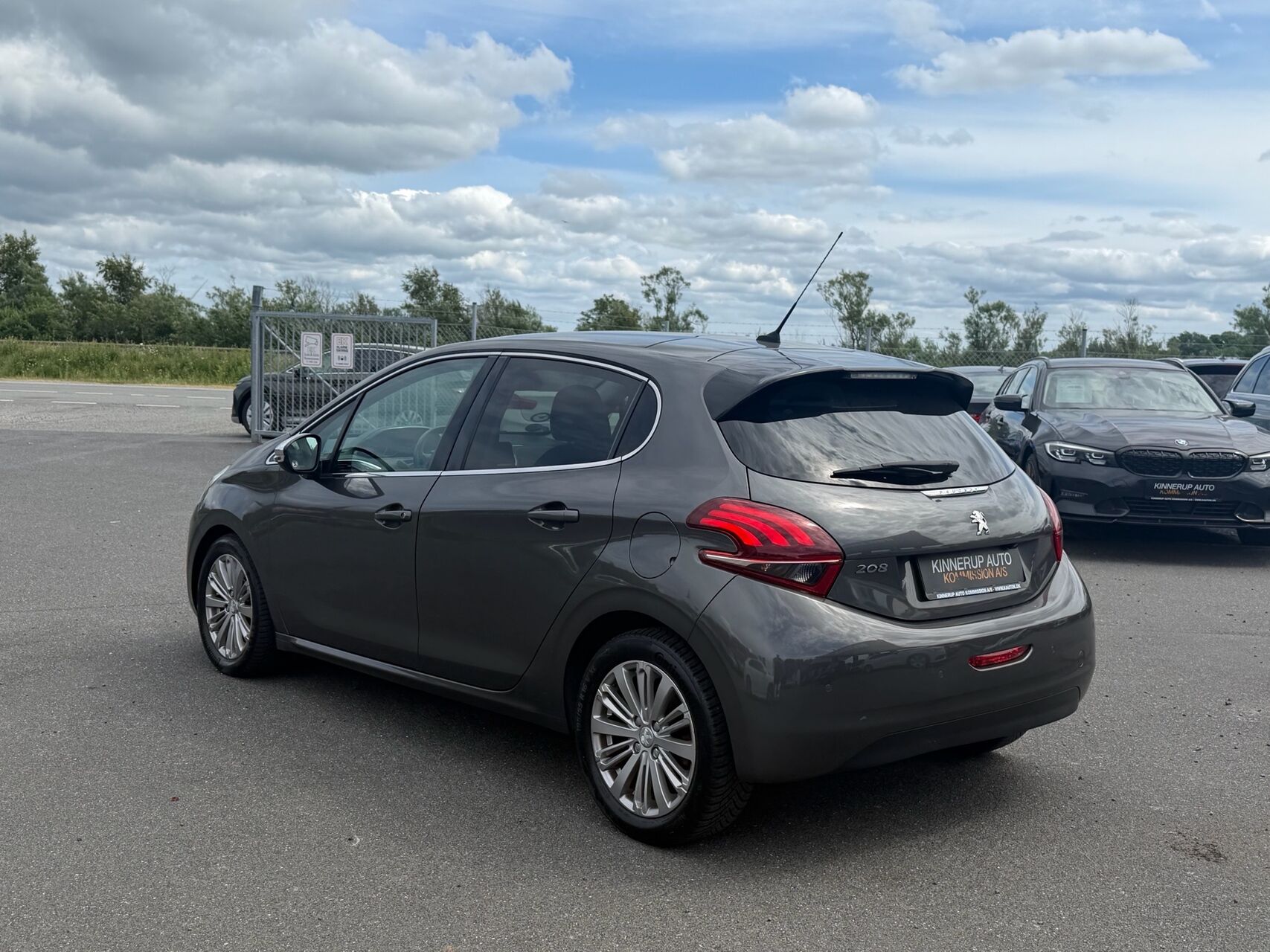 Billede af Peugeot 208 1,6 BlueHDi Selection Sky 100HK 5d