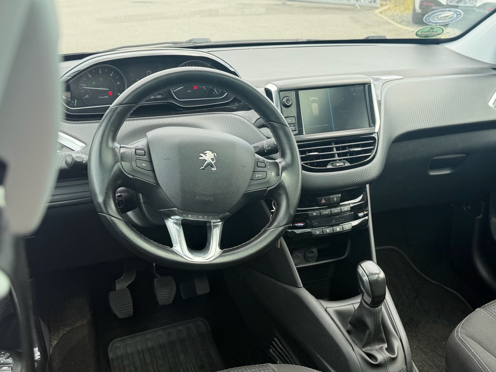 Billede af Peugeot 208 1,6 BlueHDi Selection Sky 100HK 5d