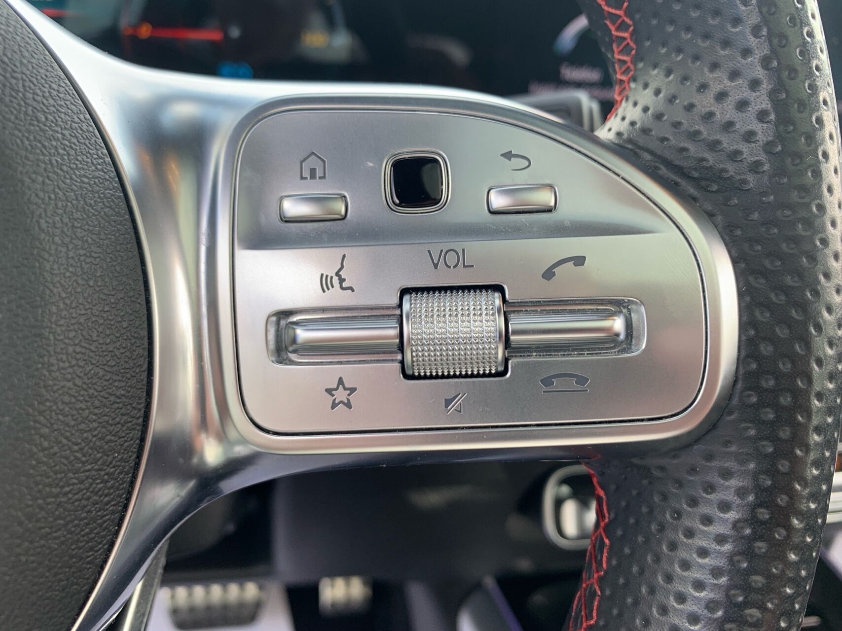Billede af Mercedes-Benz EQB 250 EL AMG Line 190HK 5d Aut.