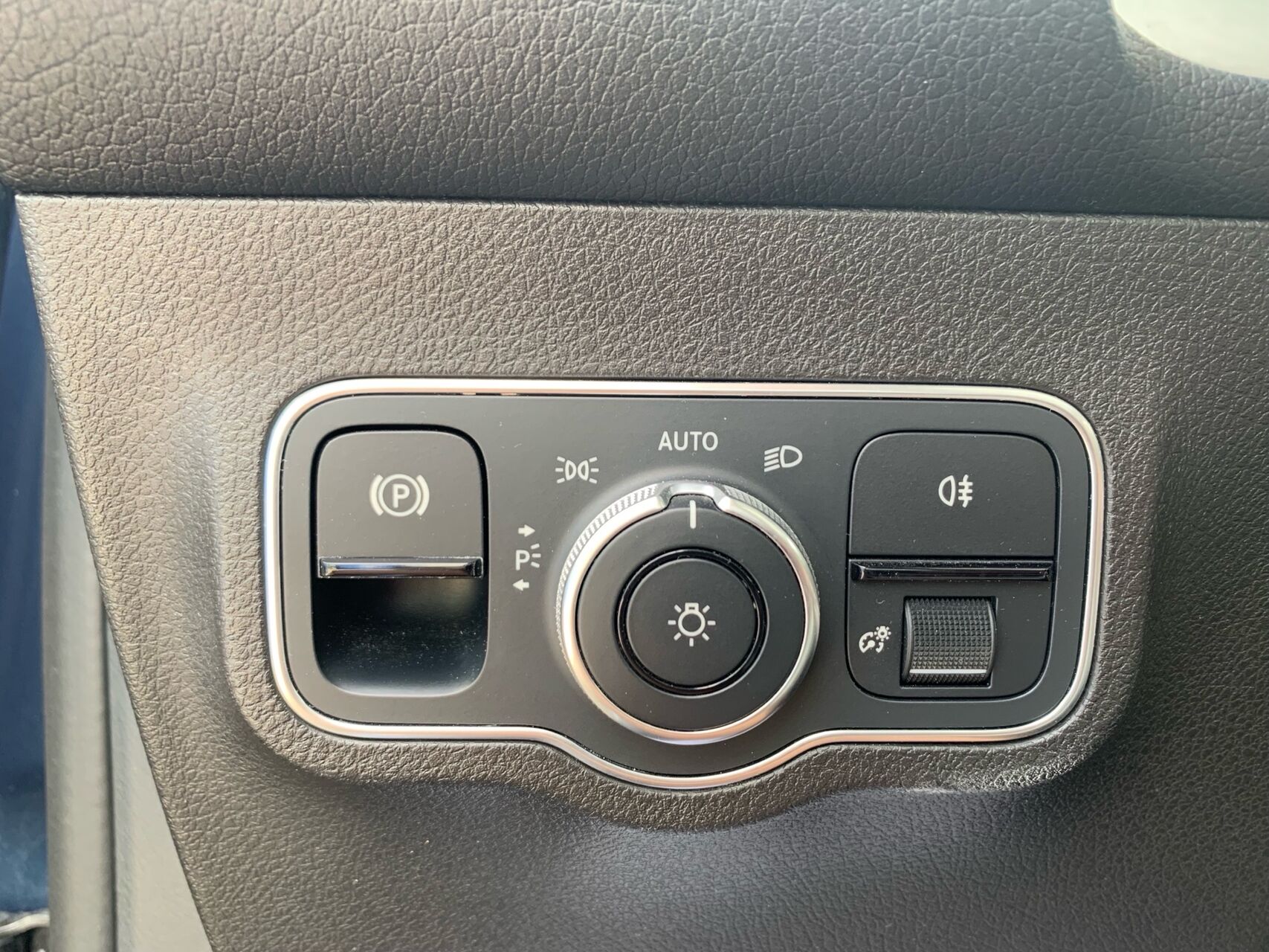 Billede af Mercedes-Benz EQB 250 EL AMG Line 190HK 5d Aut.