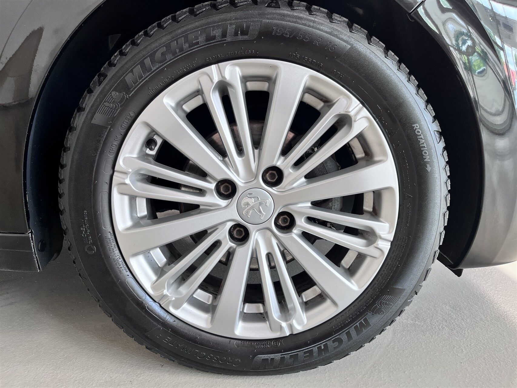 Billede af Peugeot 208 1,6 BlueHDi Desire Sky 100HK 5d