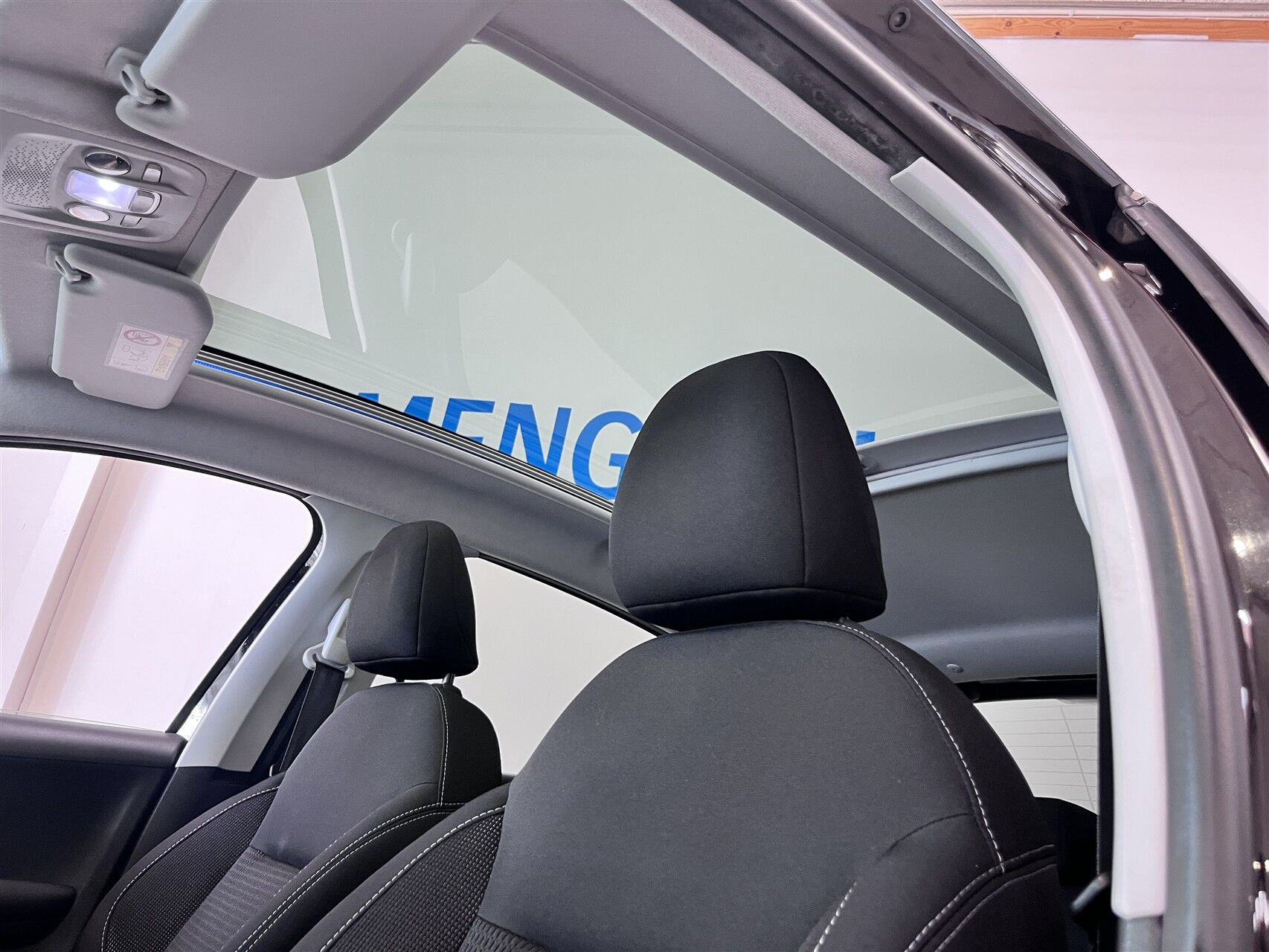 Billede af Peugeot 208 1,6 BlueHDi Desire Sky 100HK 5d