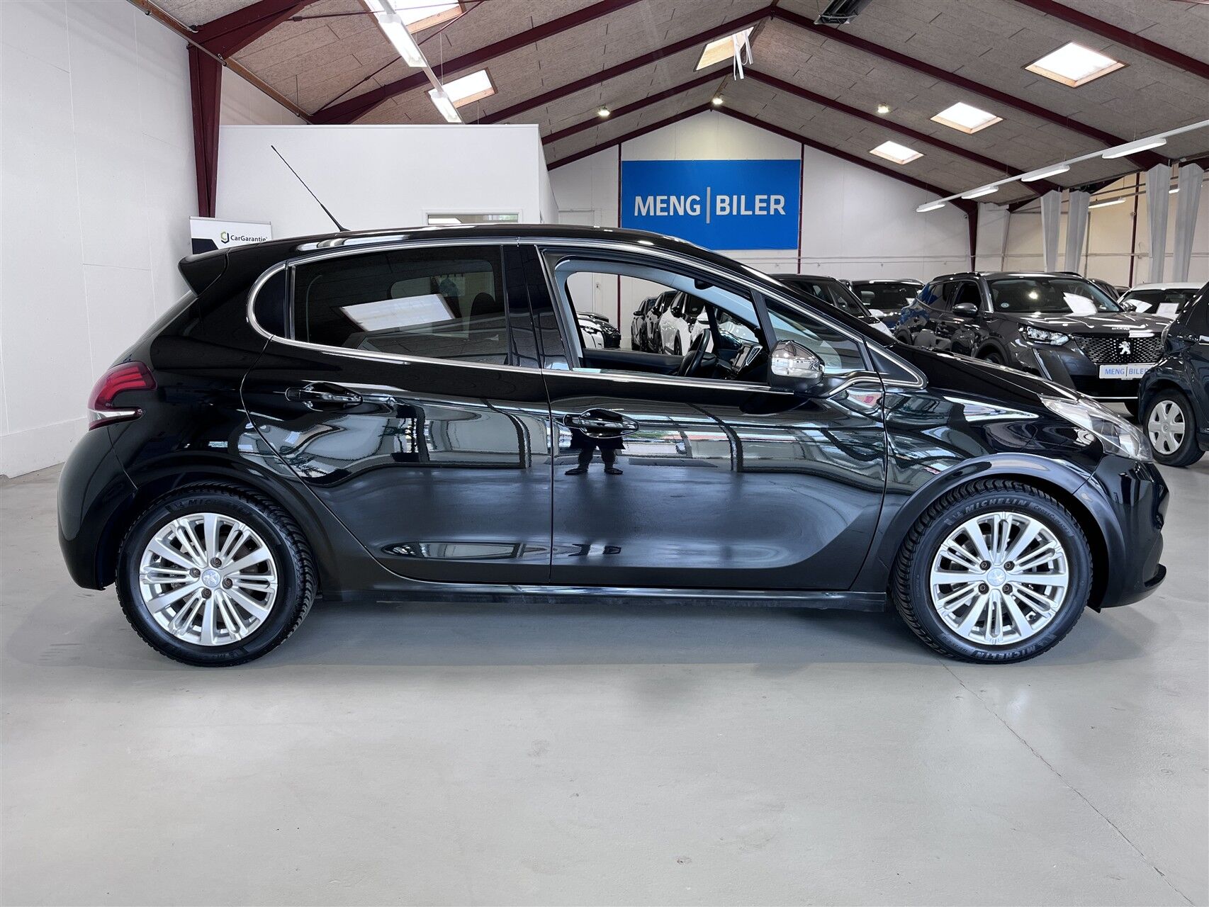 Billede af Peugeot 208 1,6 BlueHDi Desire Sky 100HK 5d