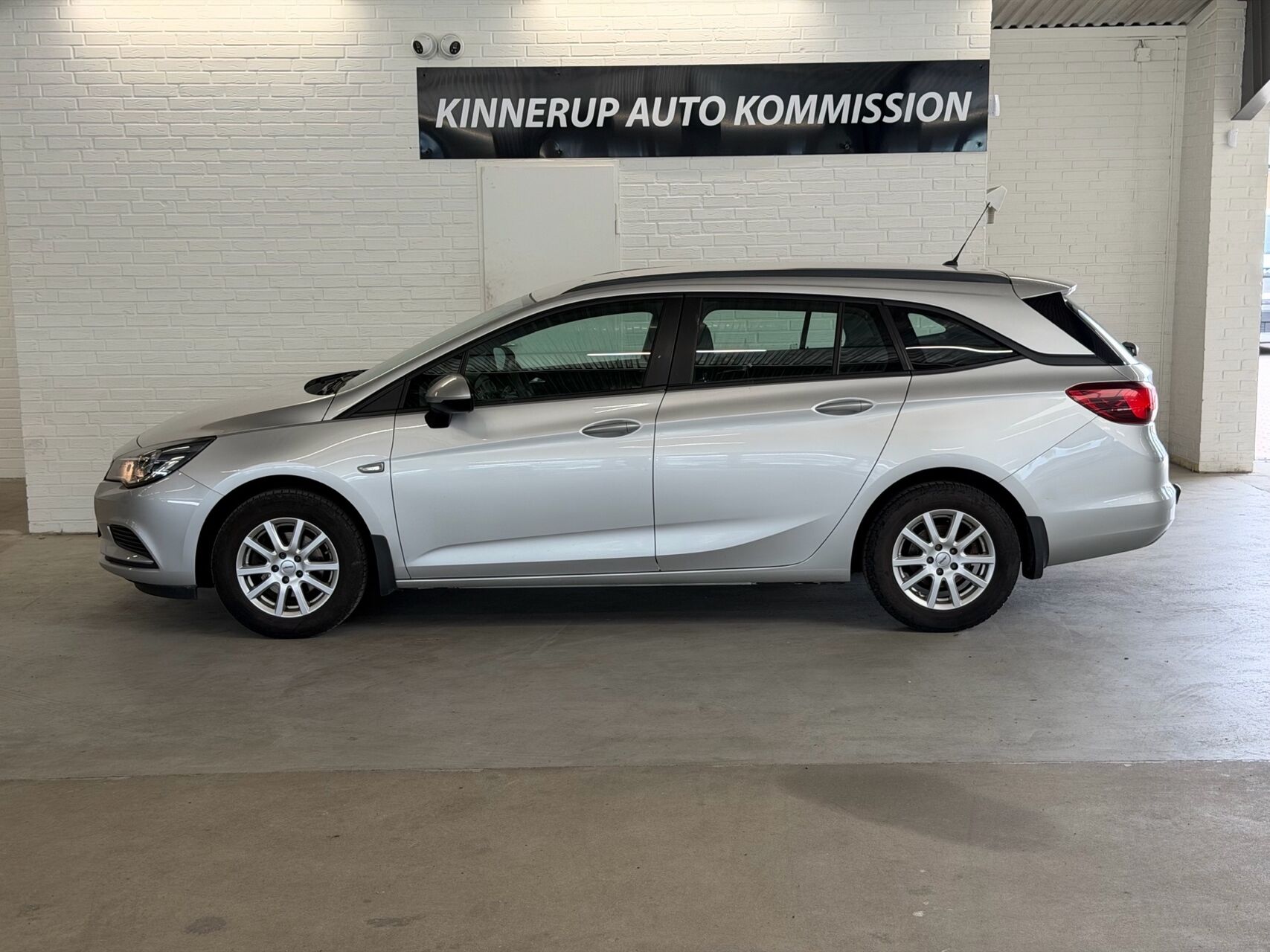 Billede af Opel Astra Sports Tourer 1,0 Turbo Essentia Start/Stop 105HK Stc