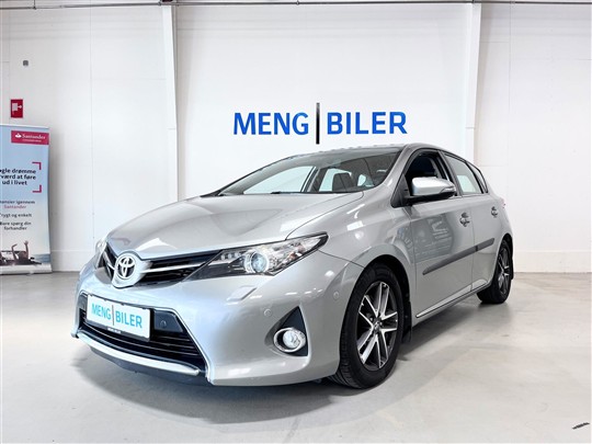 Toyota Auris 2,0 D-4D DPF T2+ 124HK 5d 6g