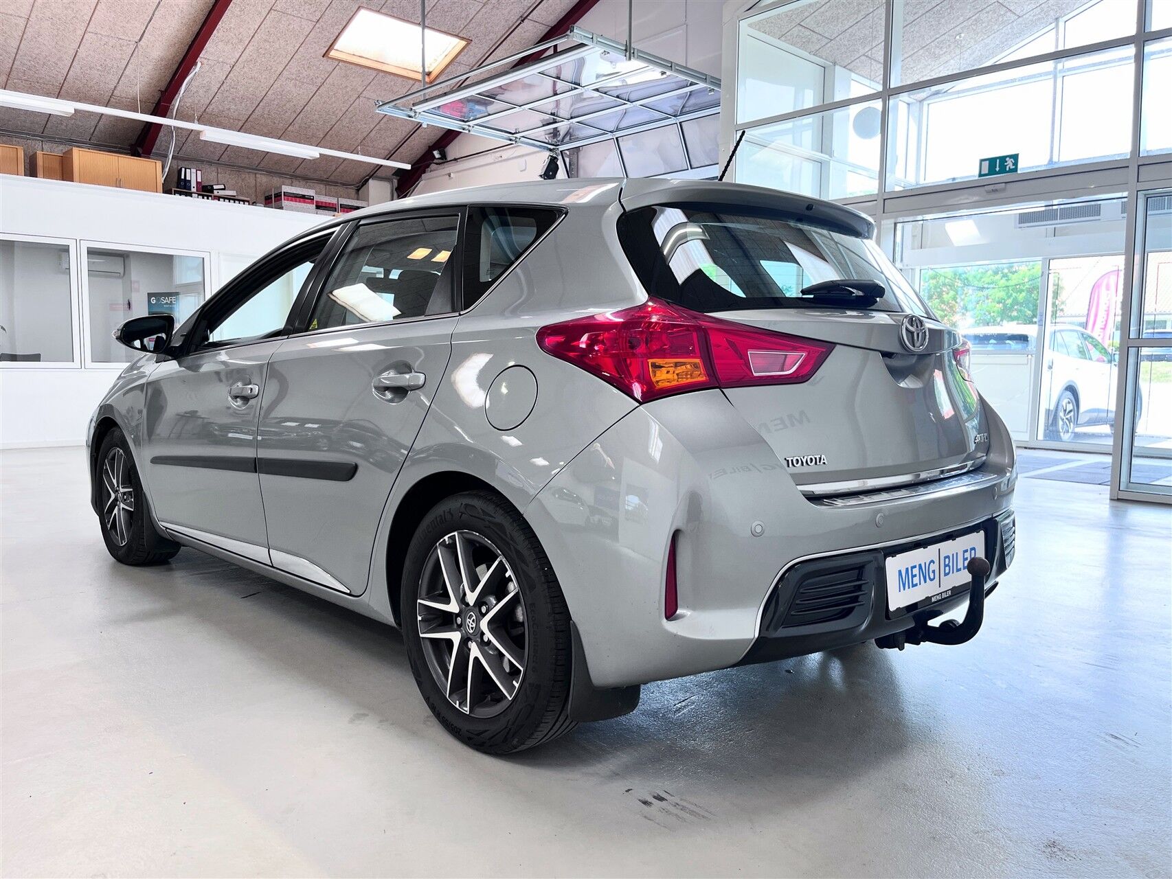 Billede af Toyota Auris 2,0 D-4D DPF T2+ 124HK 5d 6g