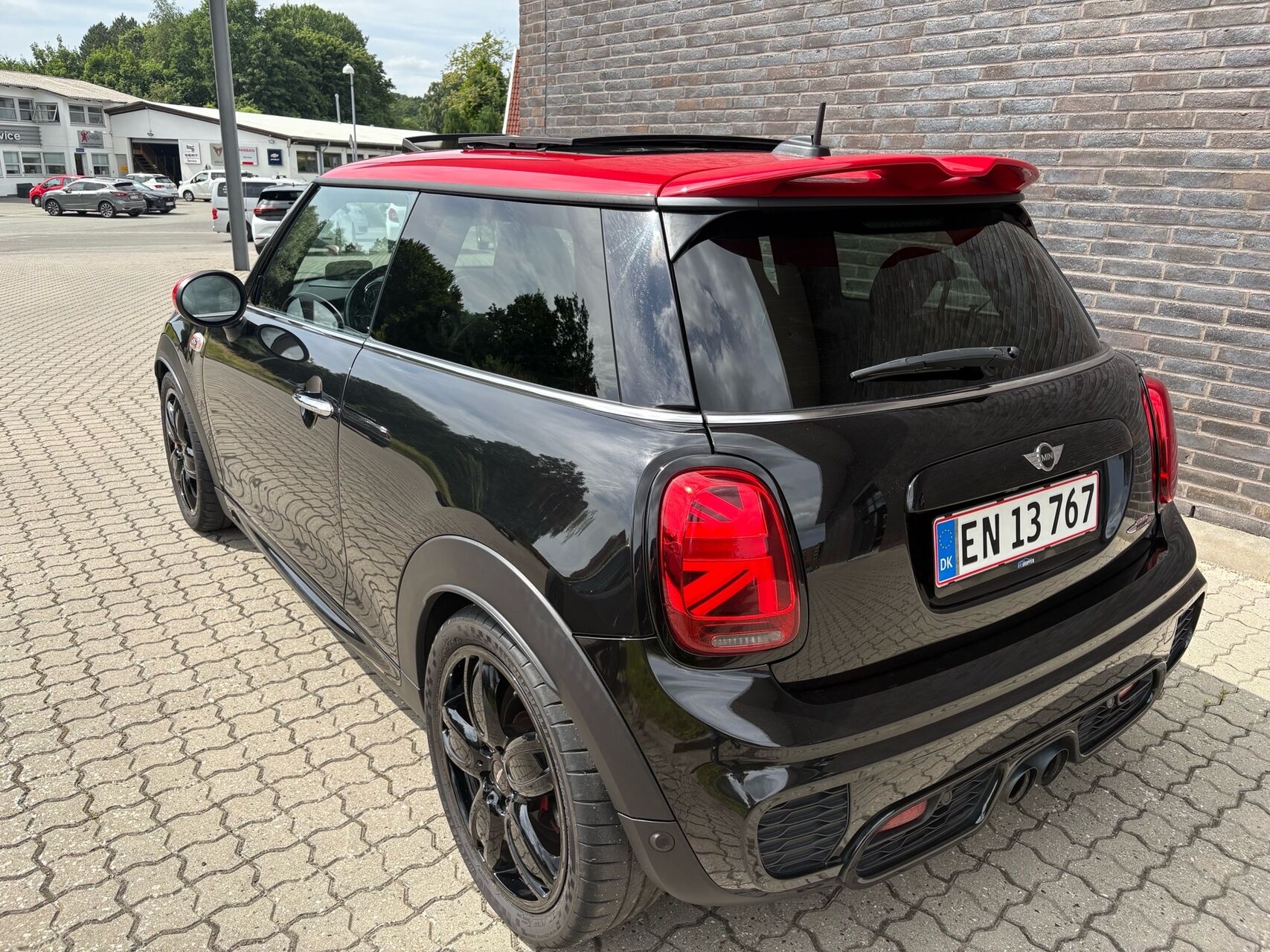 Billede af Mini Cooper John Cooper Works 2,0 Steptronic 231HK 3d 6g Aut.