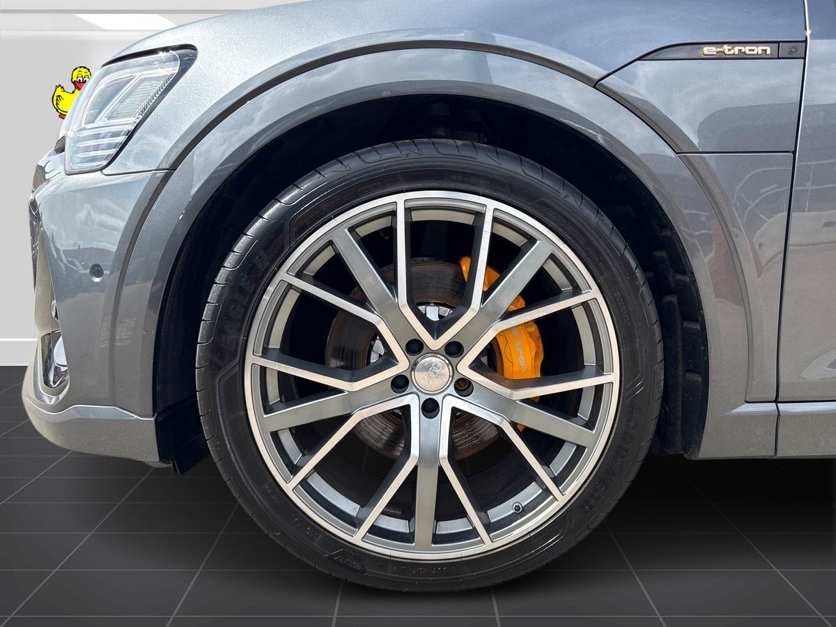 Billede af Audi E-tron 55 S Line Prestige Quattro 408HK 5d Aut.