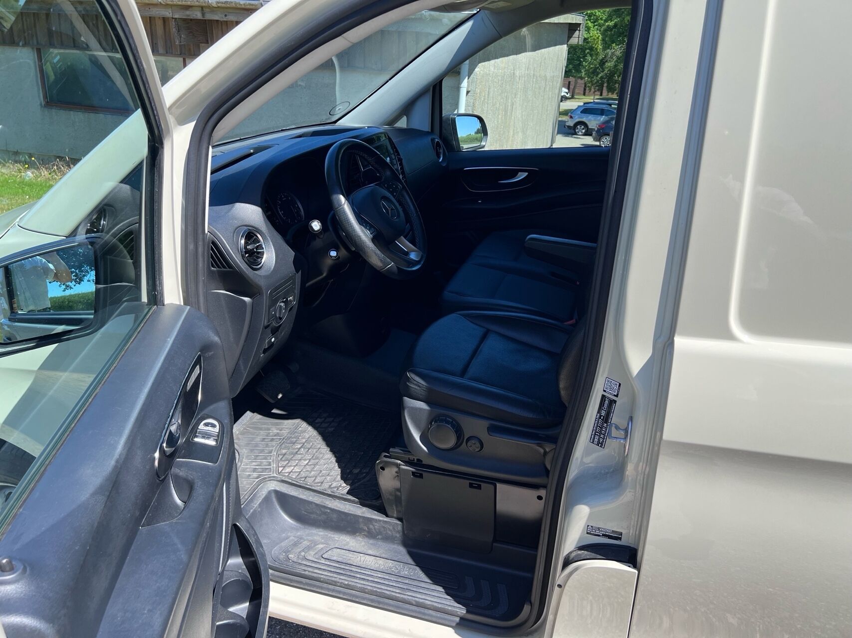Billede af Mercedes-Benz Vito 114 A1 2,0 CDI RWD 9G-Tronic 136HK Van Aut.