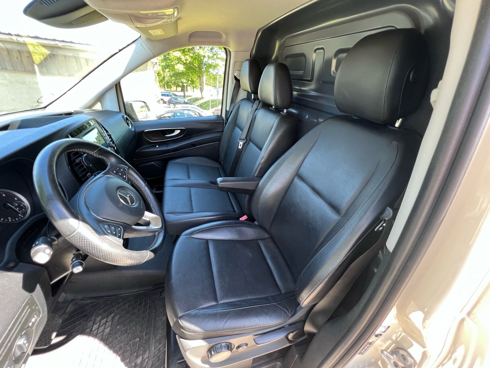 Billede af Mercedes-Benz Vito 114 A1 2,0 CDI RWD 9G-Tronic 136HK Van Aut.