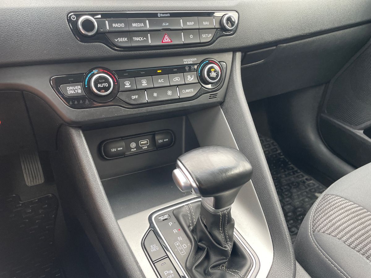 Billede af Kia Niro 1,6 GDI PHEV  Plugin-hybrid Comfort DCT 141HK 5d 6g Aut.