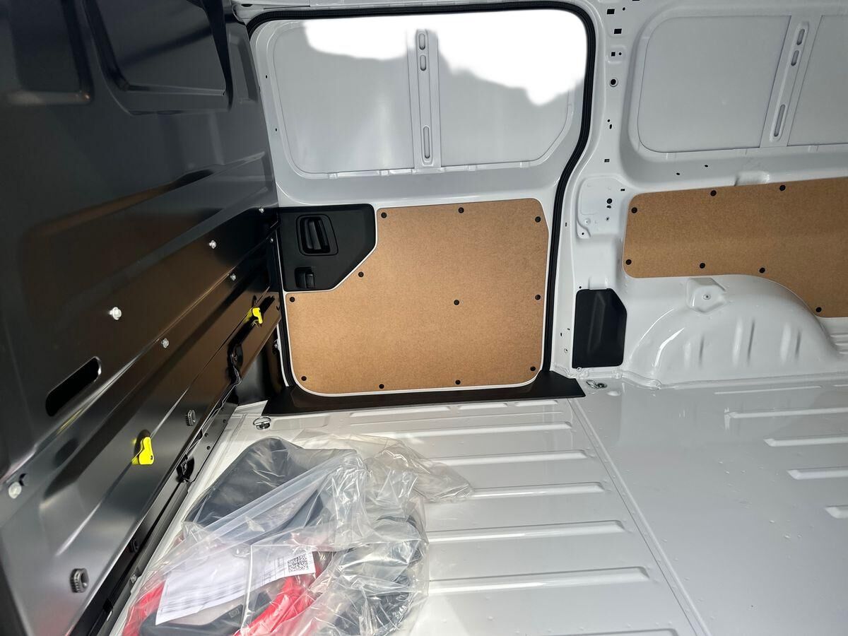 Billede af Peugeot e-Expert L3 EL Plus 136HK Van Aut.