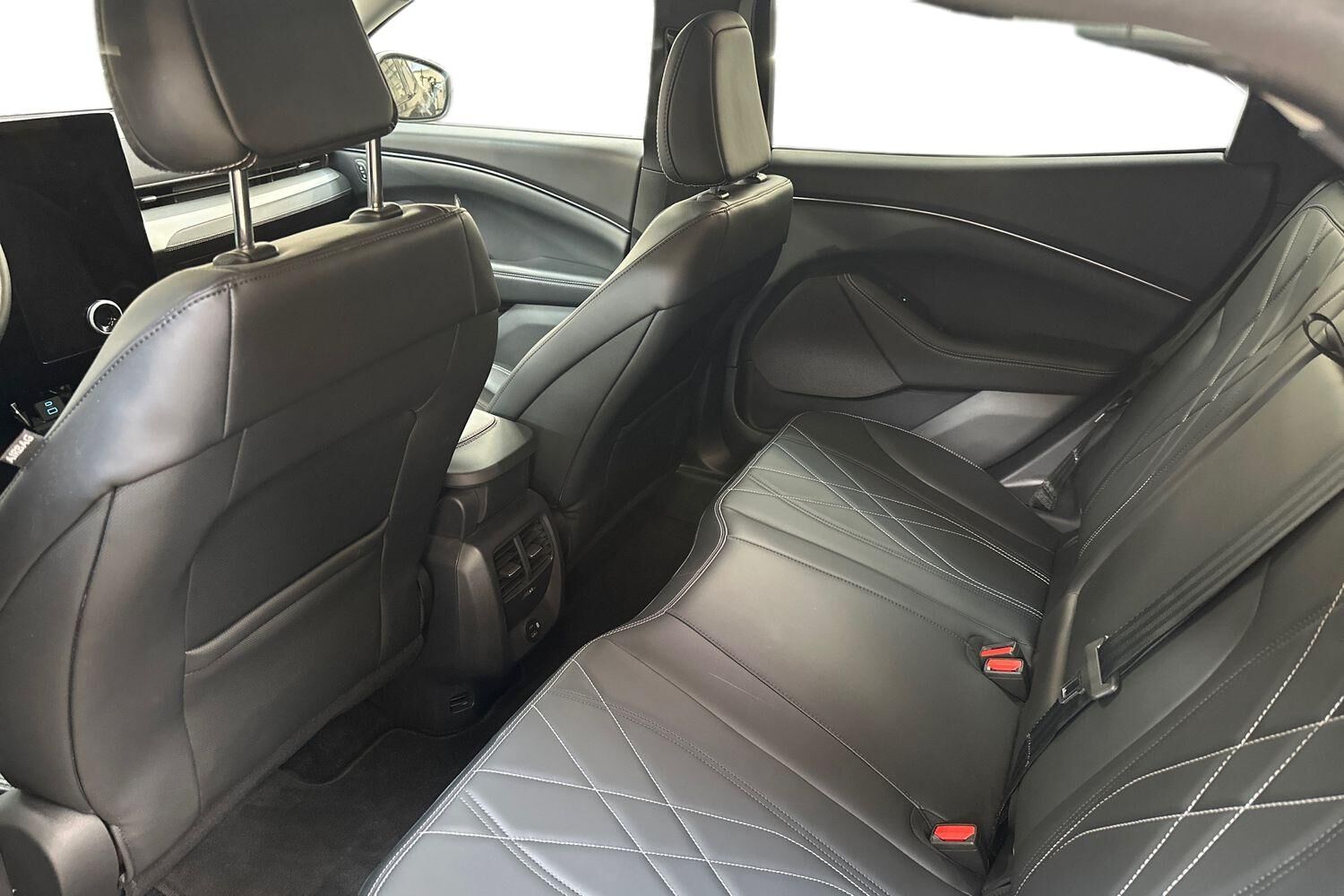 Billede af Ford Mustang Mach-E EL SR 269HK 5d Aut.