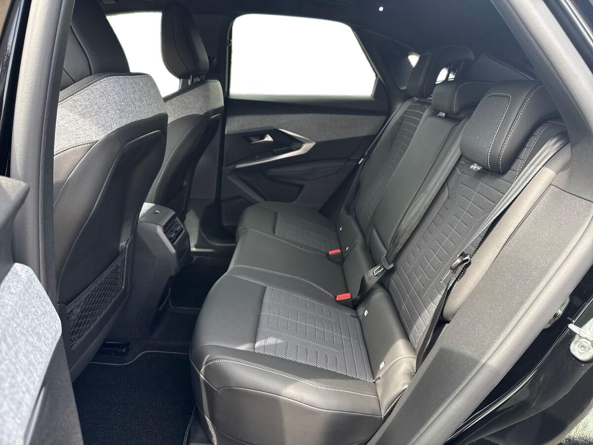Billede af Peugeot e-3008 EL GT Pack 210HK 5d Aut.