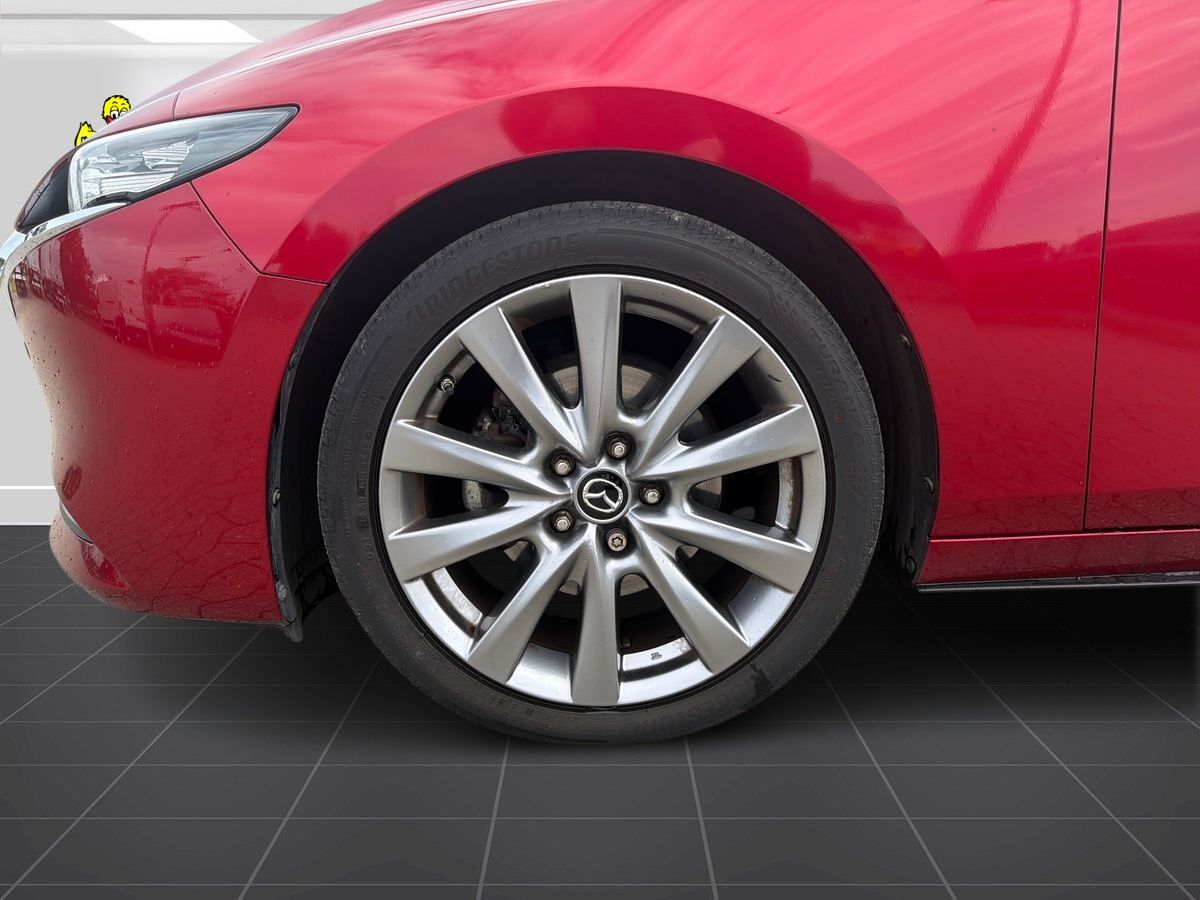 Billede af Mazda 3 2,0 Skyactiv-G  Mild hybrid Cosmo 122HK 6g Aut.