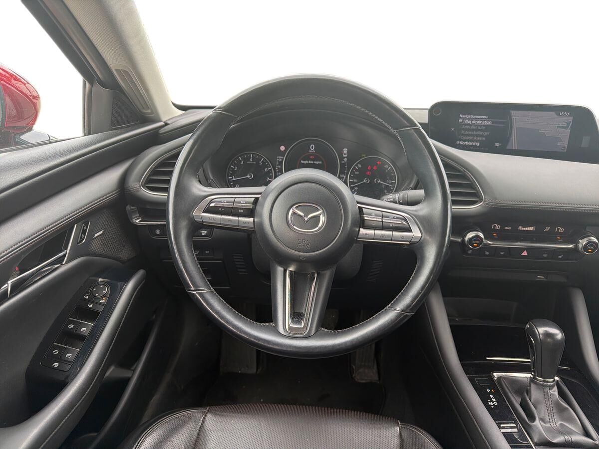 Billede af Mazda 3 2,0 Skyactiv-G  Mild hybrid Cosmo 122HK 6g Aut.