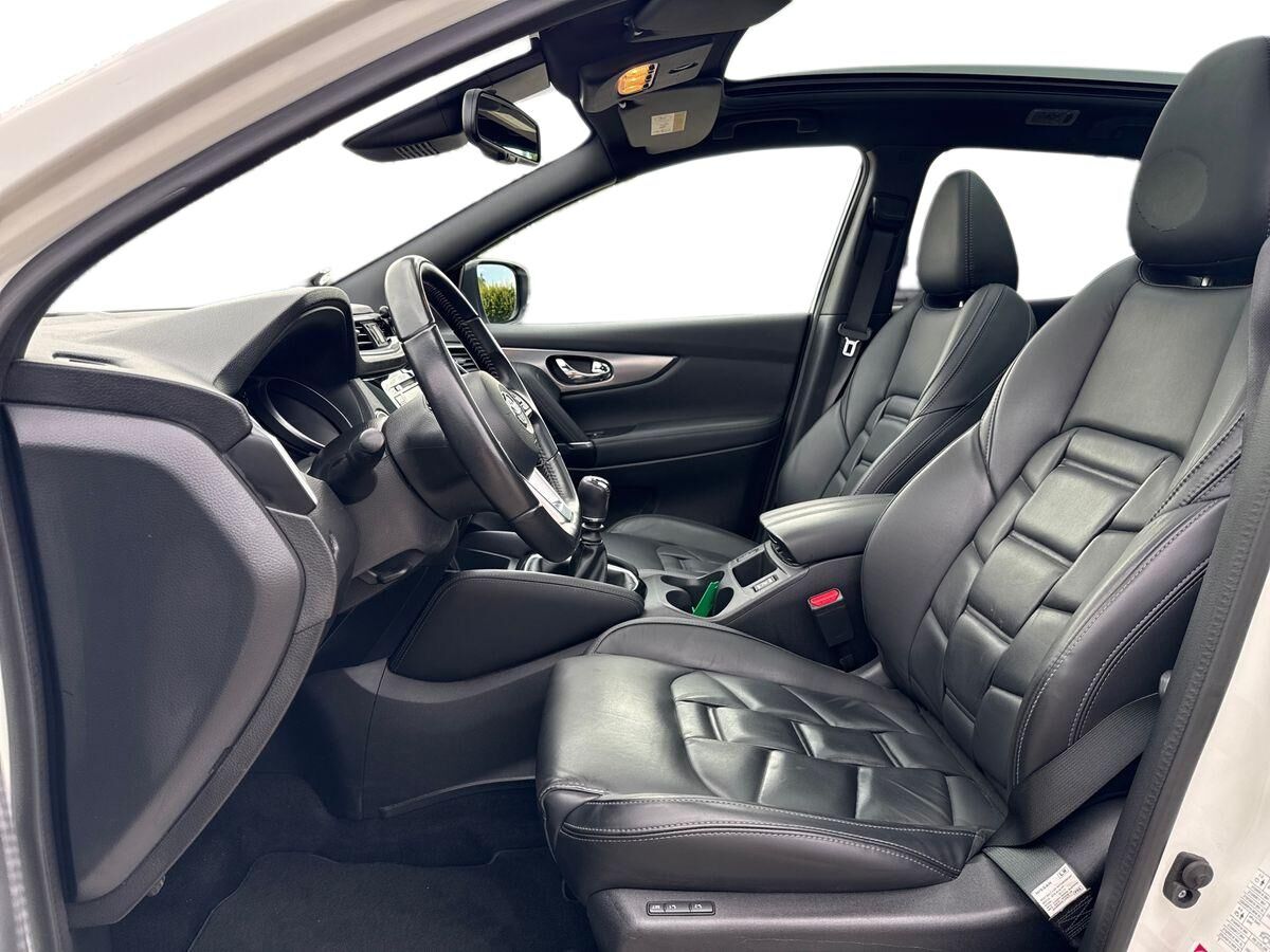 Billede af Nissan Qashqai 1,3 Dig-T Tekna+ 140HK 5d 6g