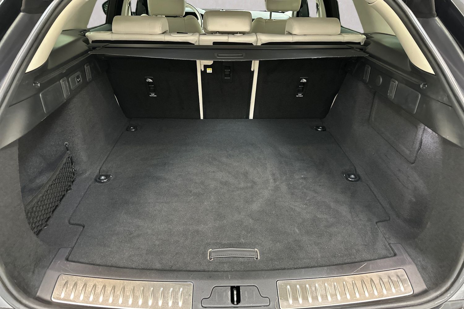 Billede af Land Rover Range Rover Velar 2,0 Plugin-hybrid SE AWD 404HK 5d 8g Aut.